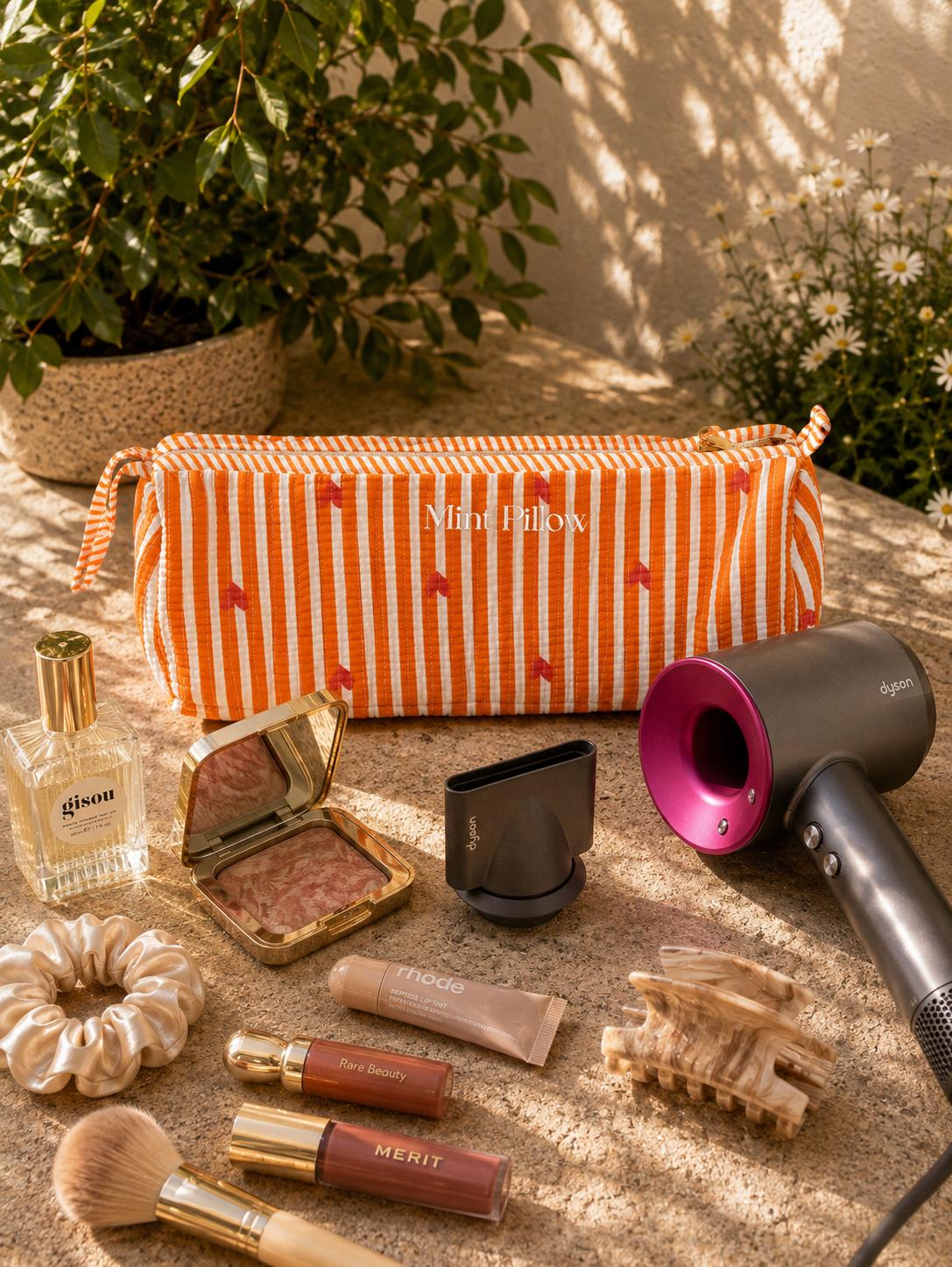 Dyson / Multipurpose Travel Bag