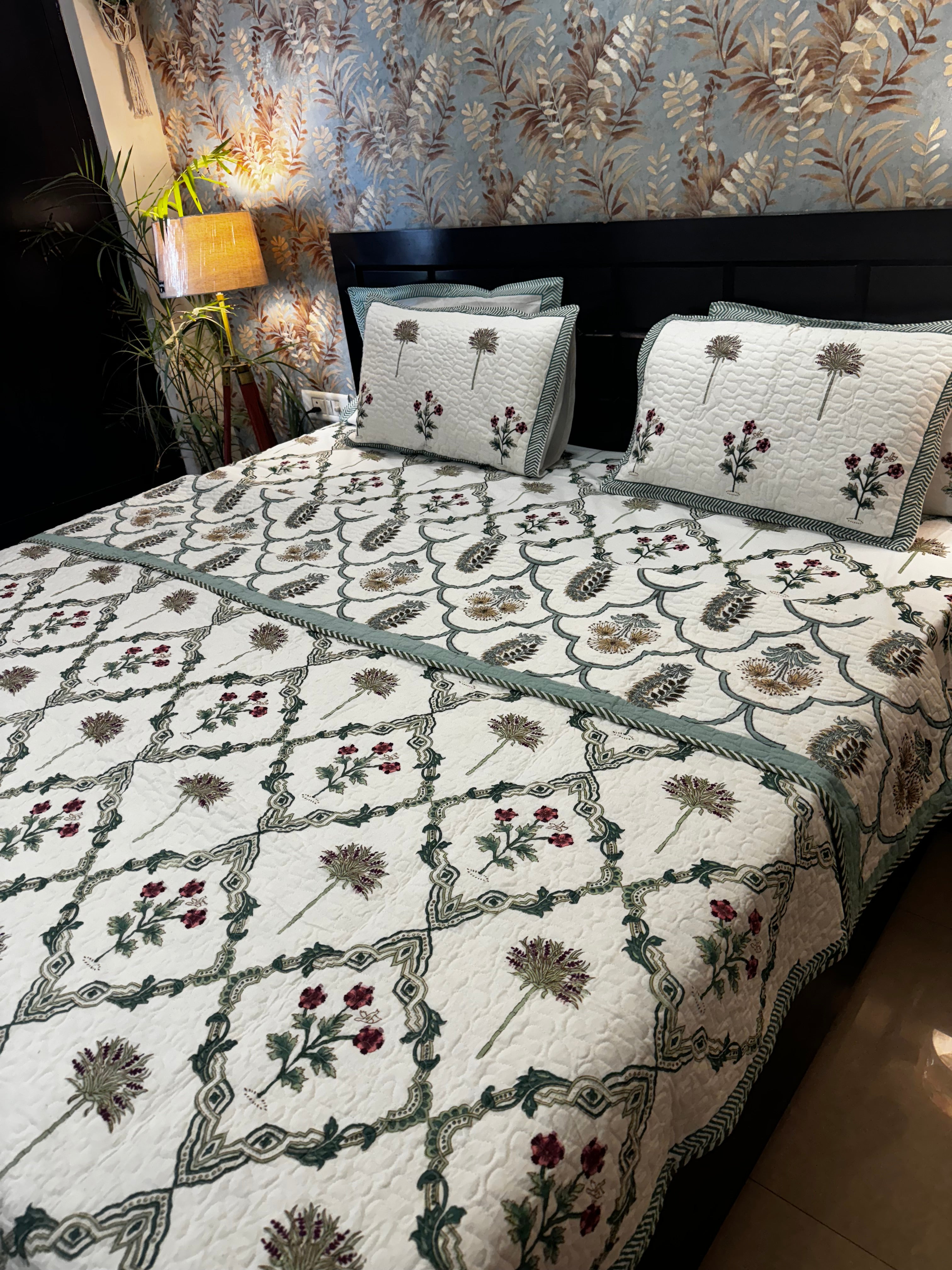 Comforter/Quilts