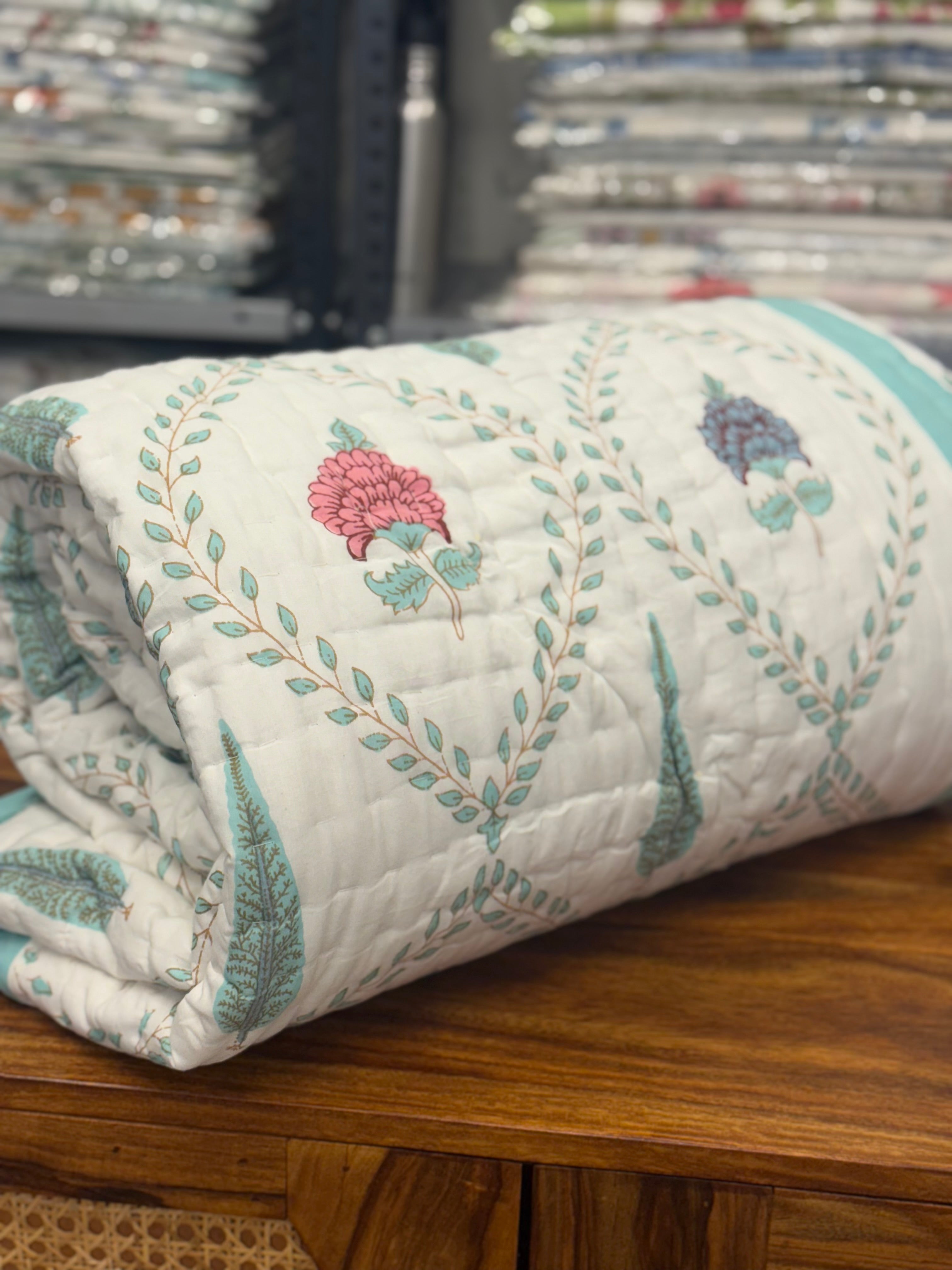 Quilt & Comforter