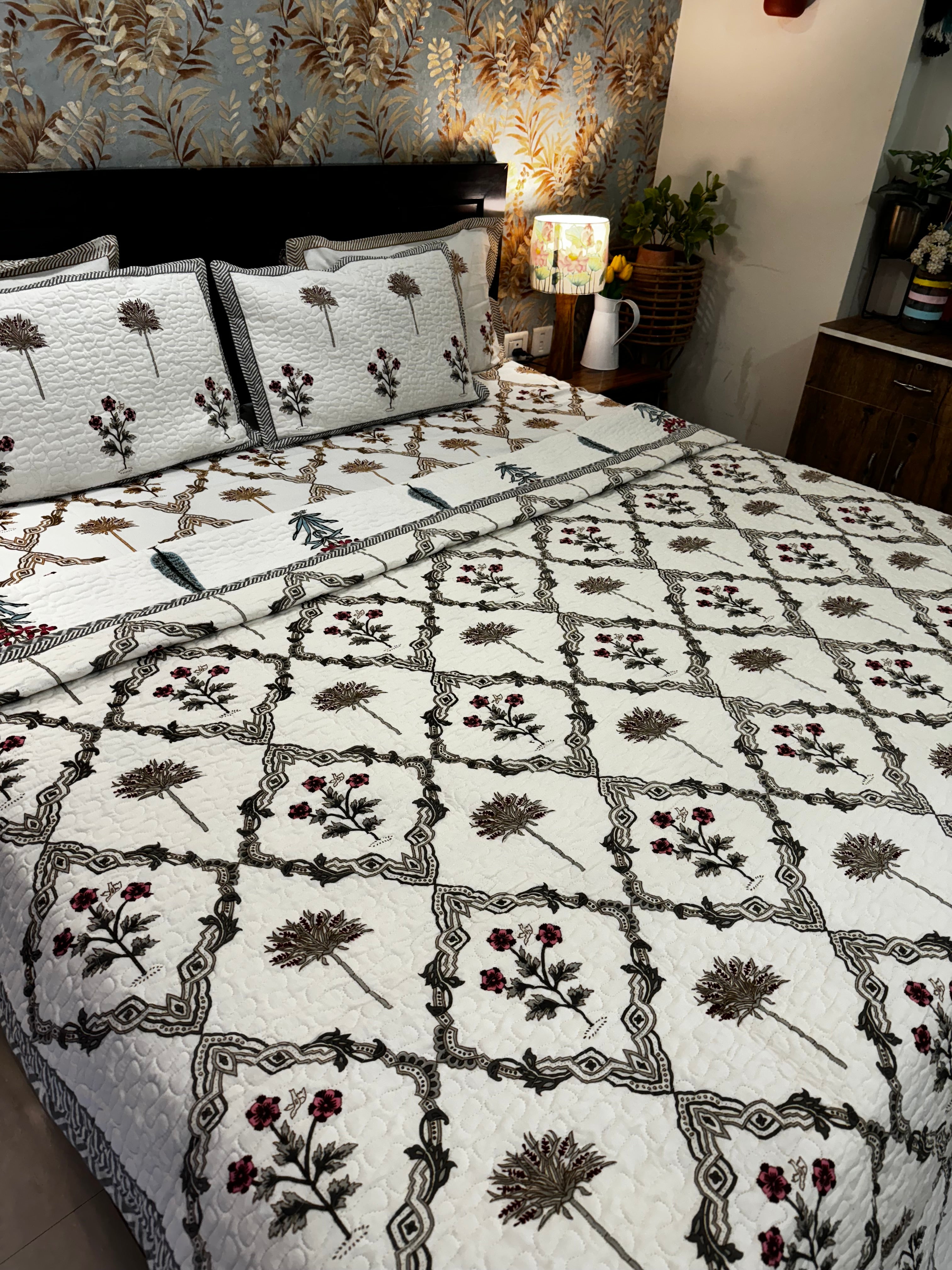 Comforter/Quilts