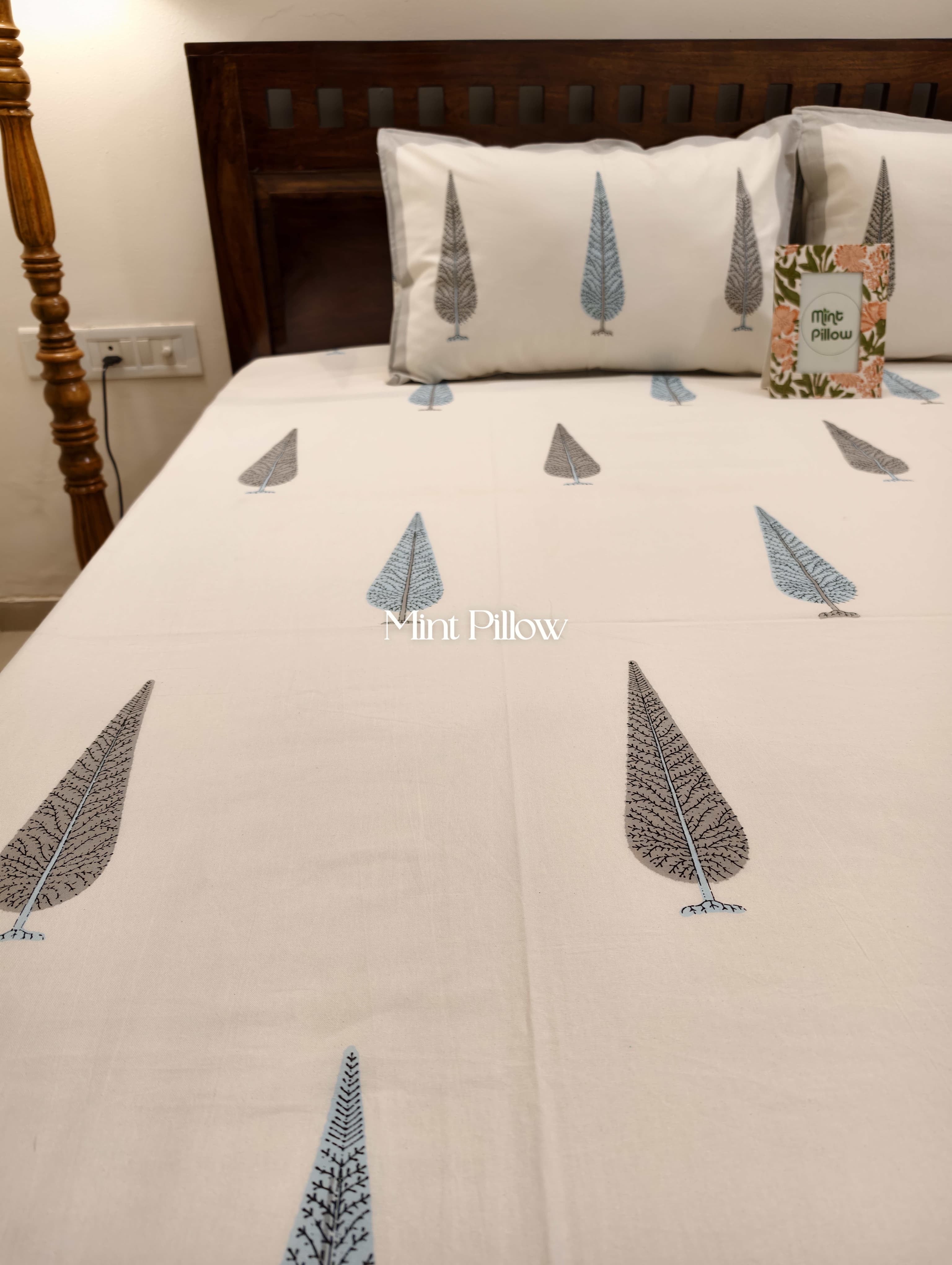 King/Queen Size Regular Bedsheet