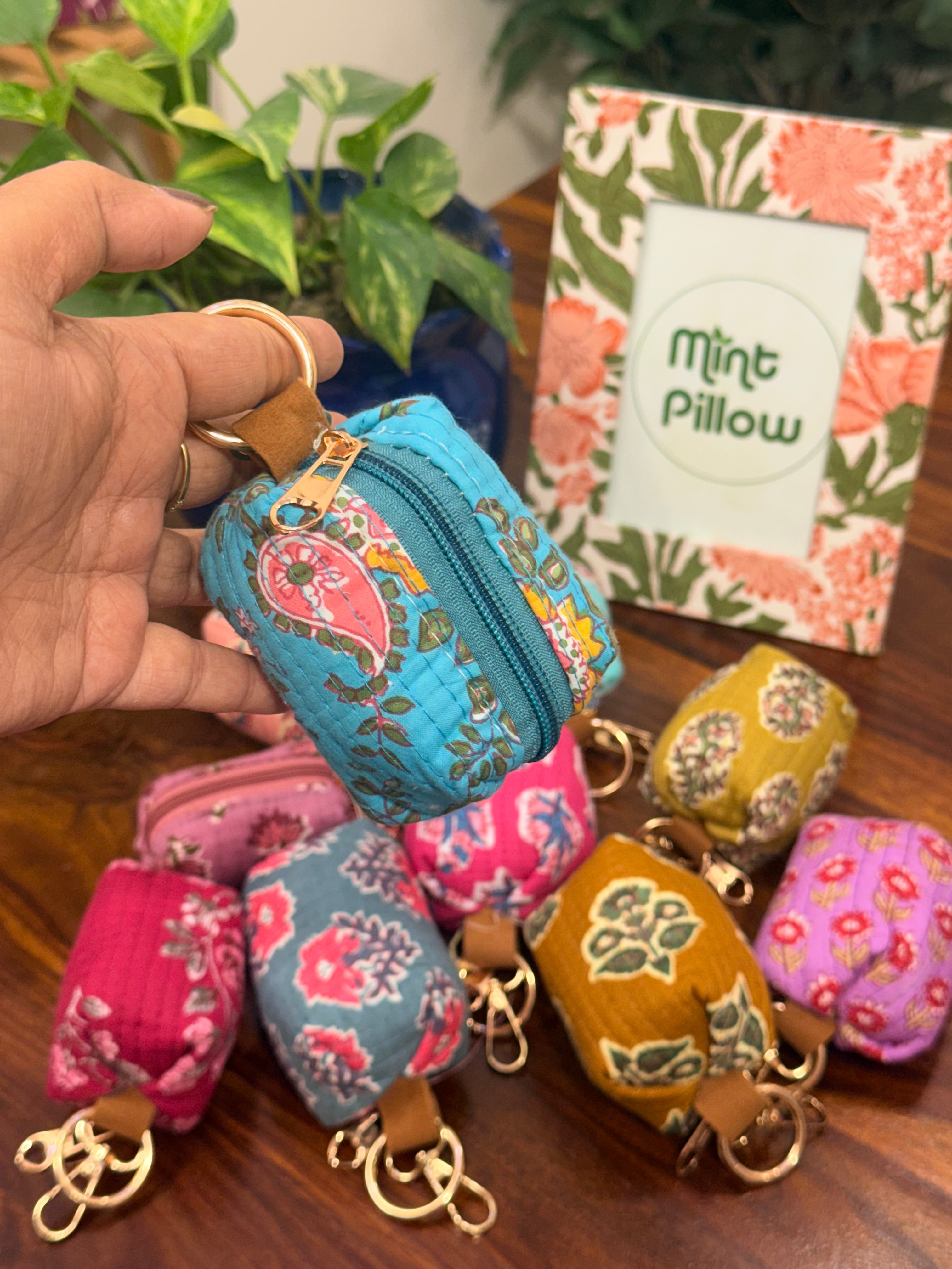 Small Coin pouch hanging 5 Pieces