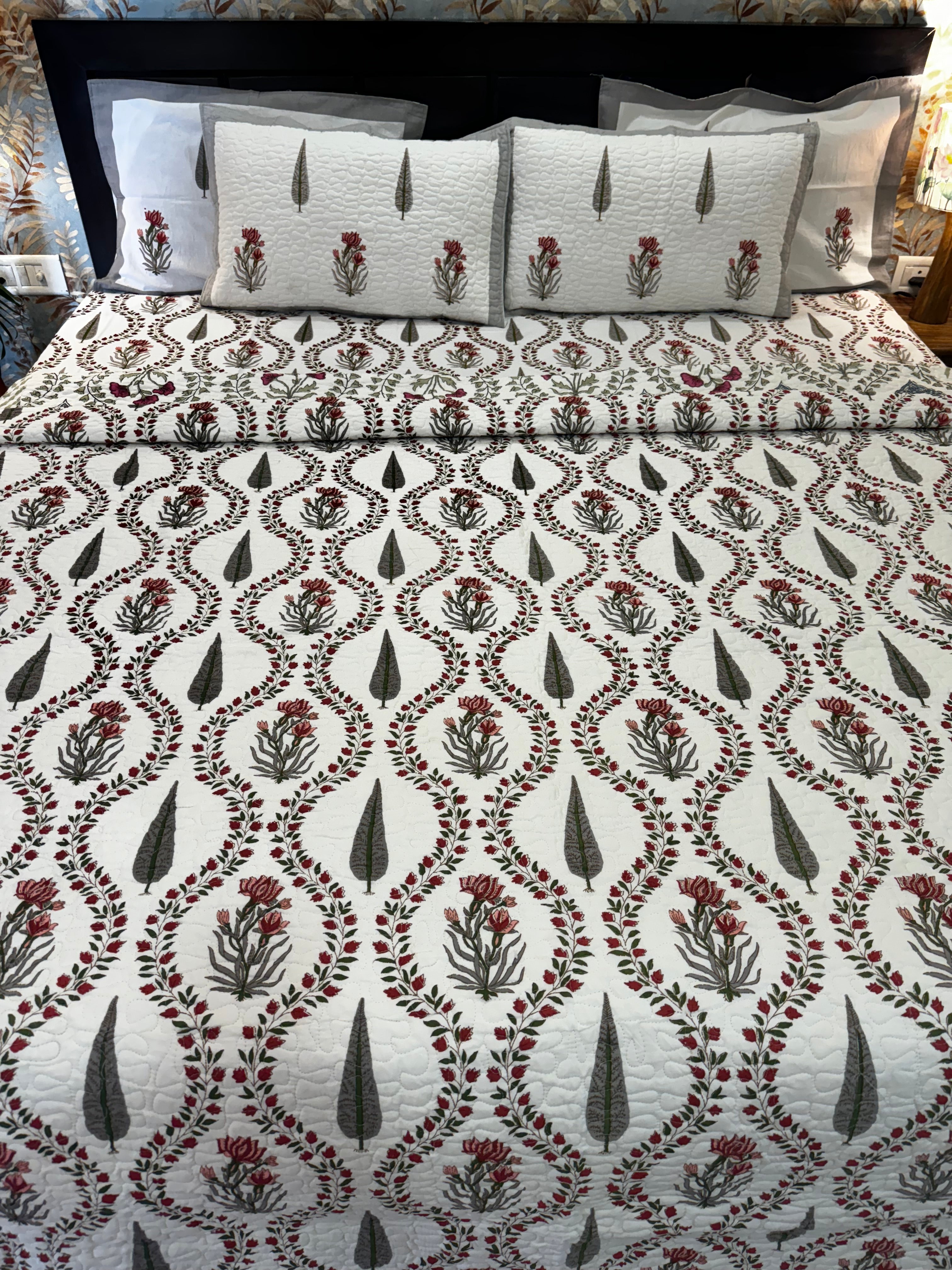 Comforter/Quilts