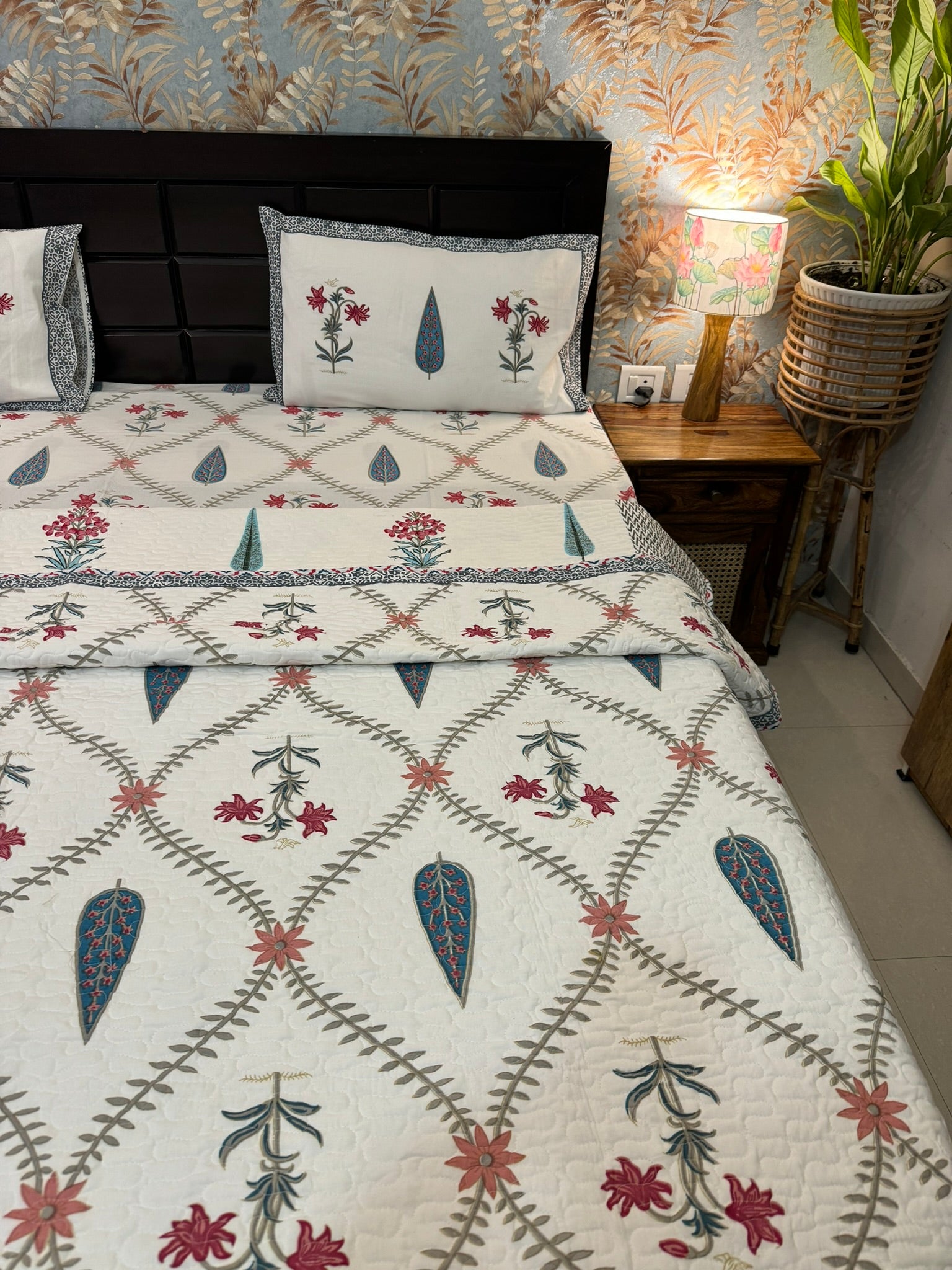 Quilt & Comforter