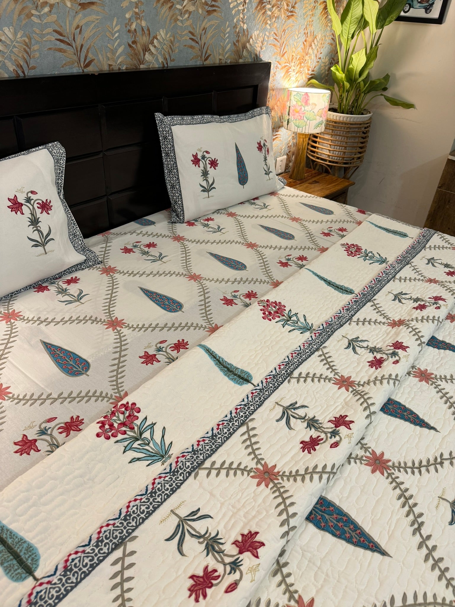 Quilt & Comforter