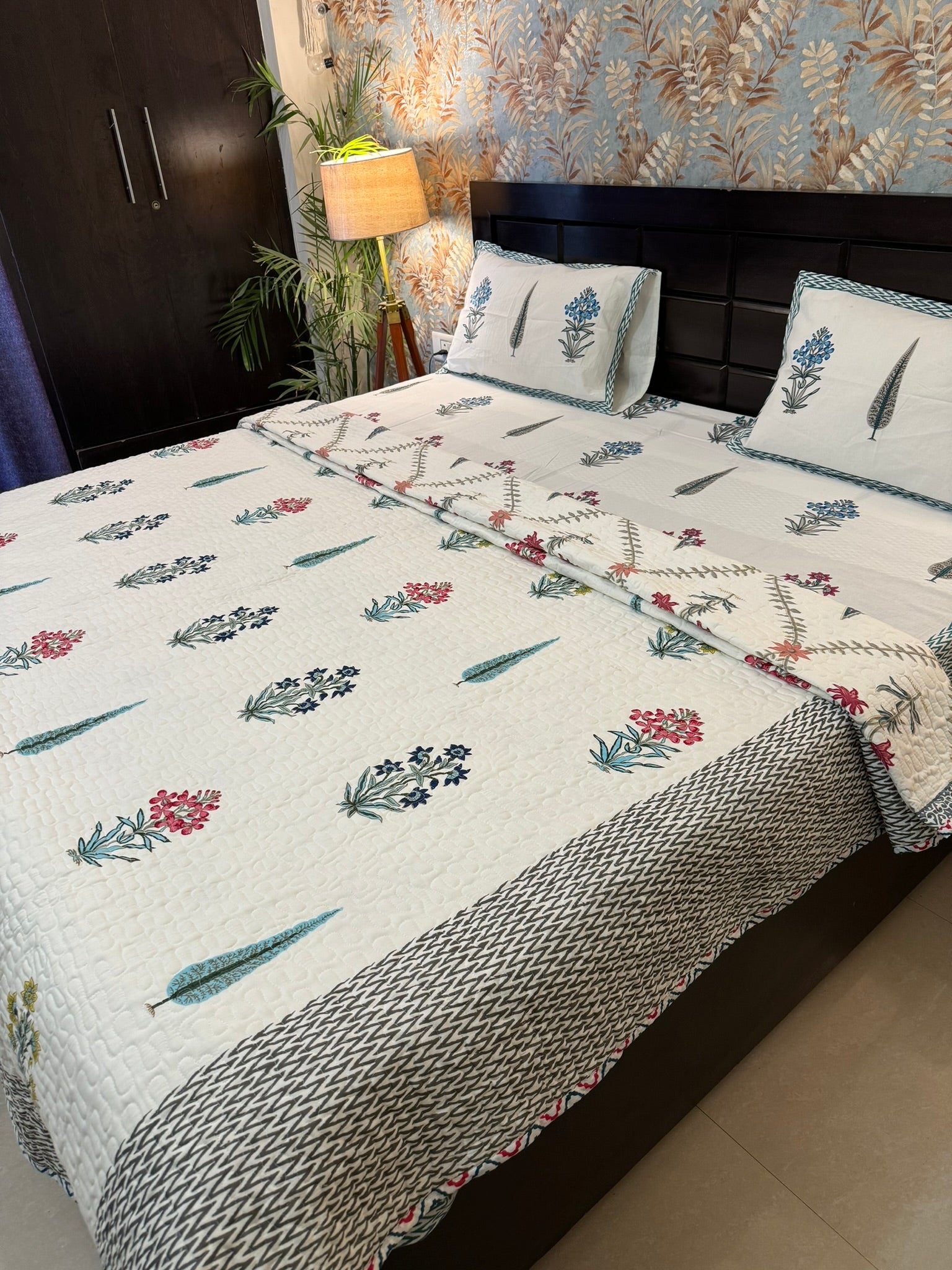 Quilt & Comforter