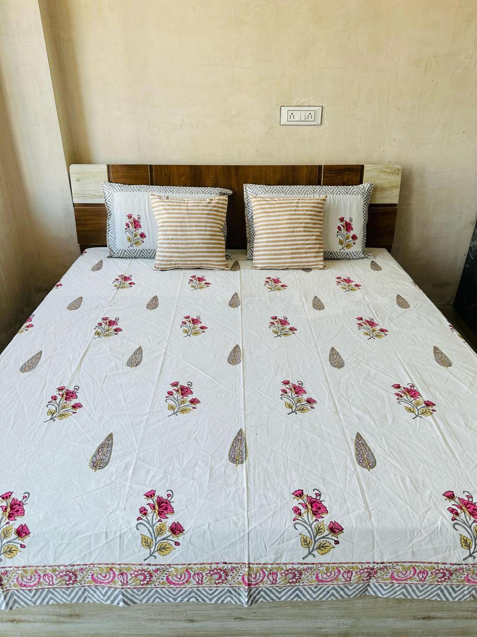 King Size Premium Bedsheet