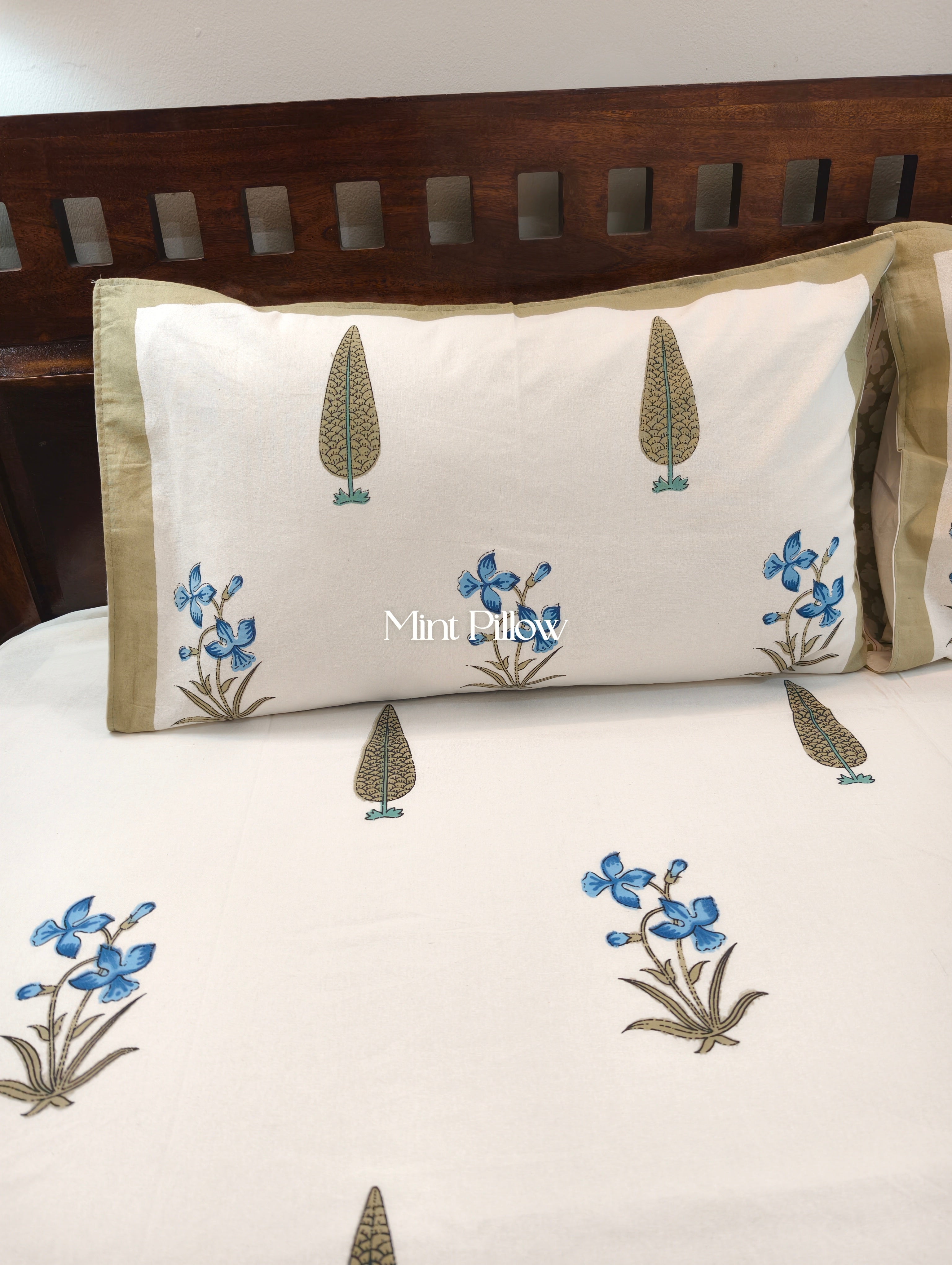King/Queen Size Regular Bedsheet