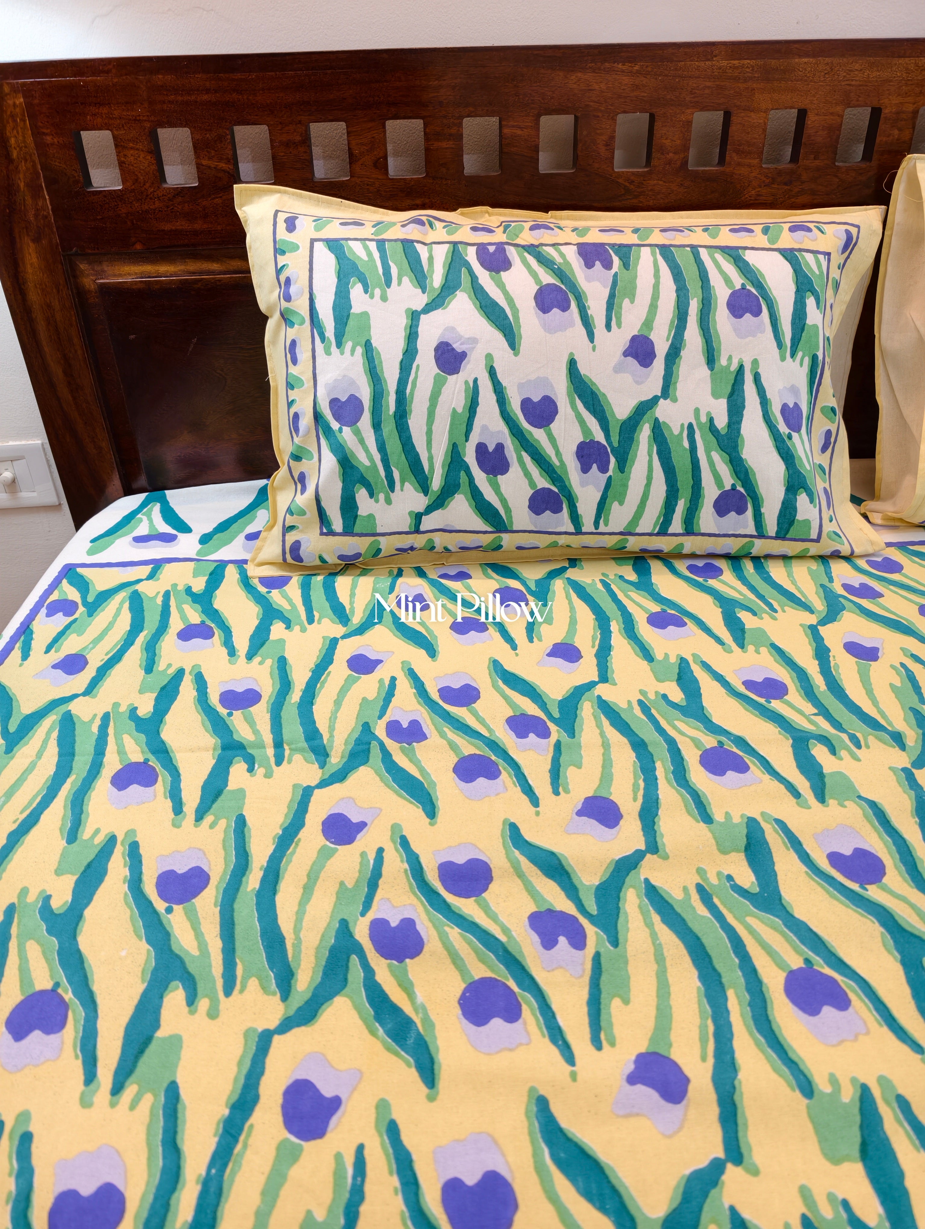 King/Queen Size Regular Bedsheet
