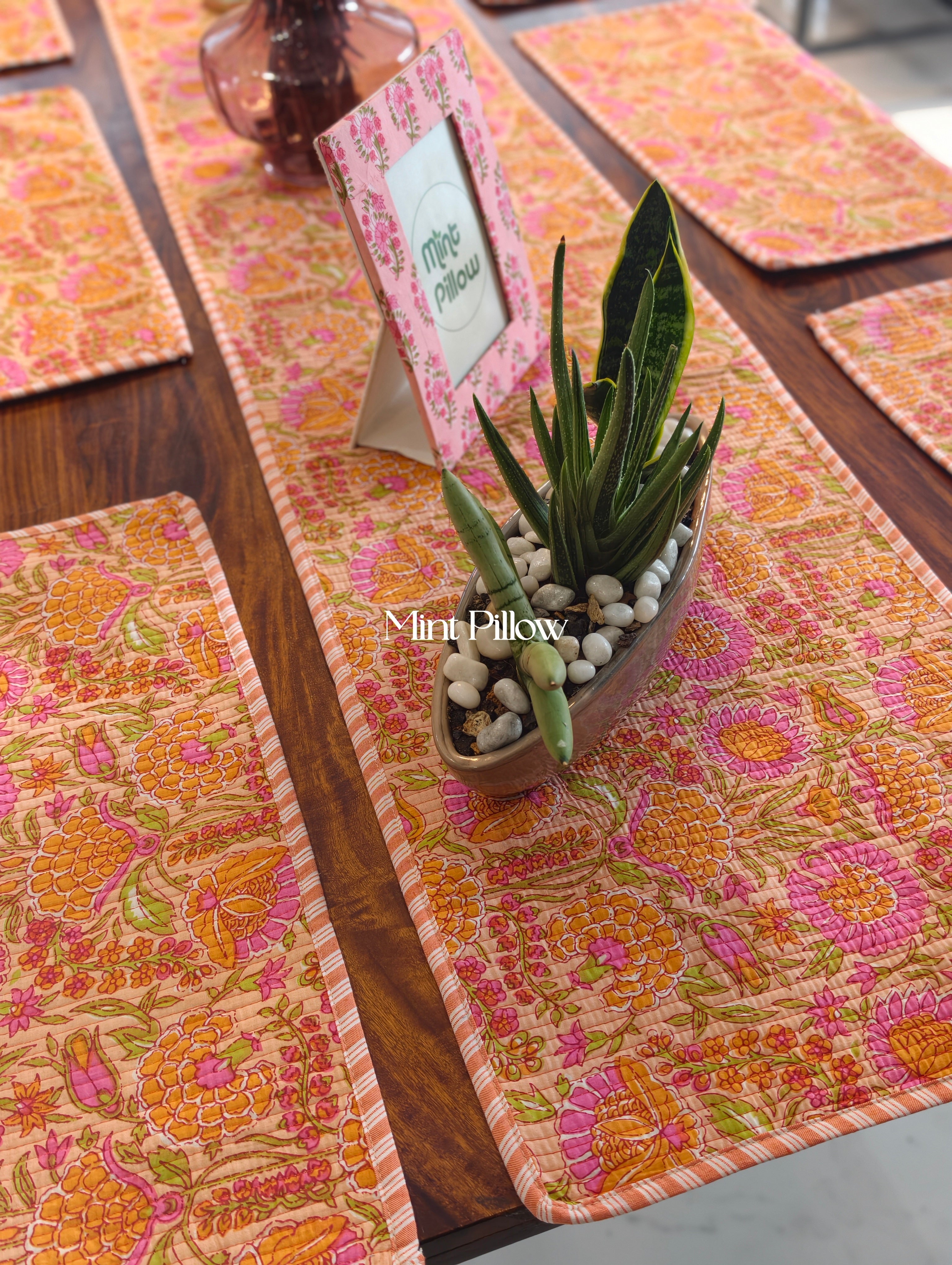Quilted 6-Seater Runner & Mat Set