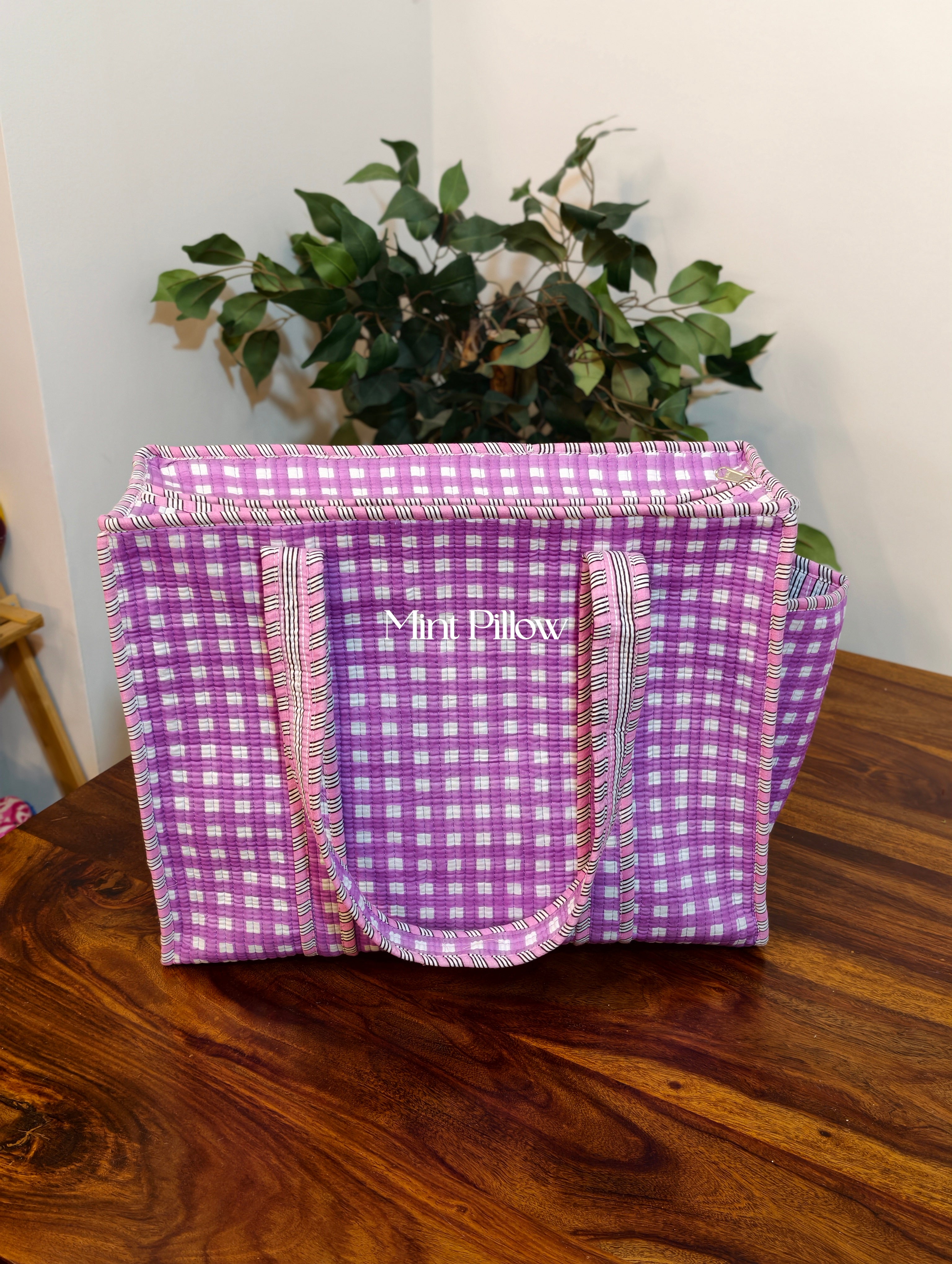 Tote Bag with Side Pocket