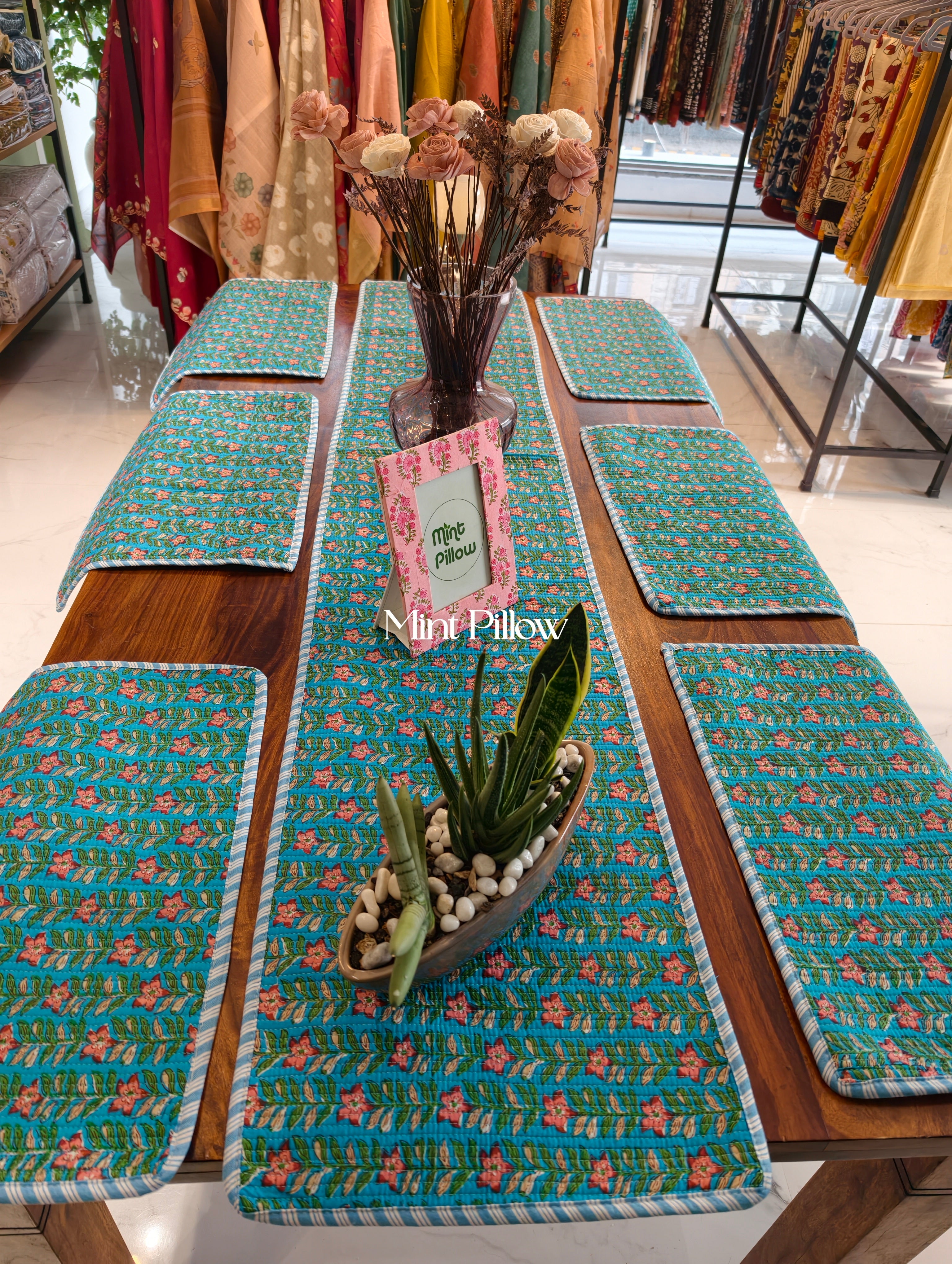 Quilted 6-Seater Runner & Mat Set