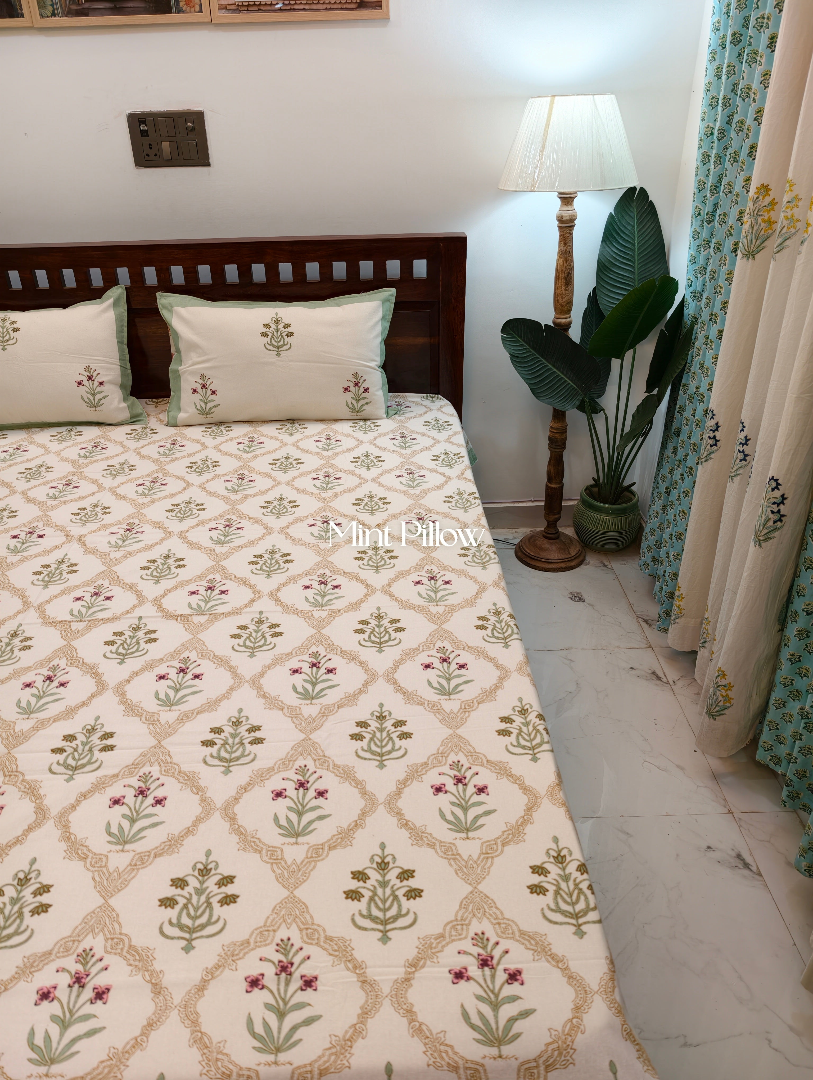King/Queen Size Regular Bedsheet