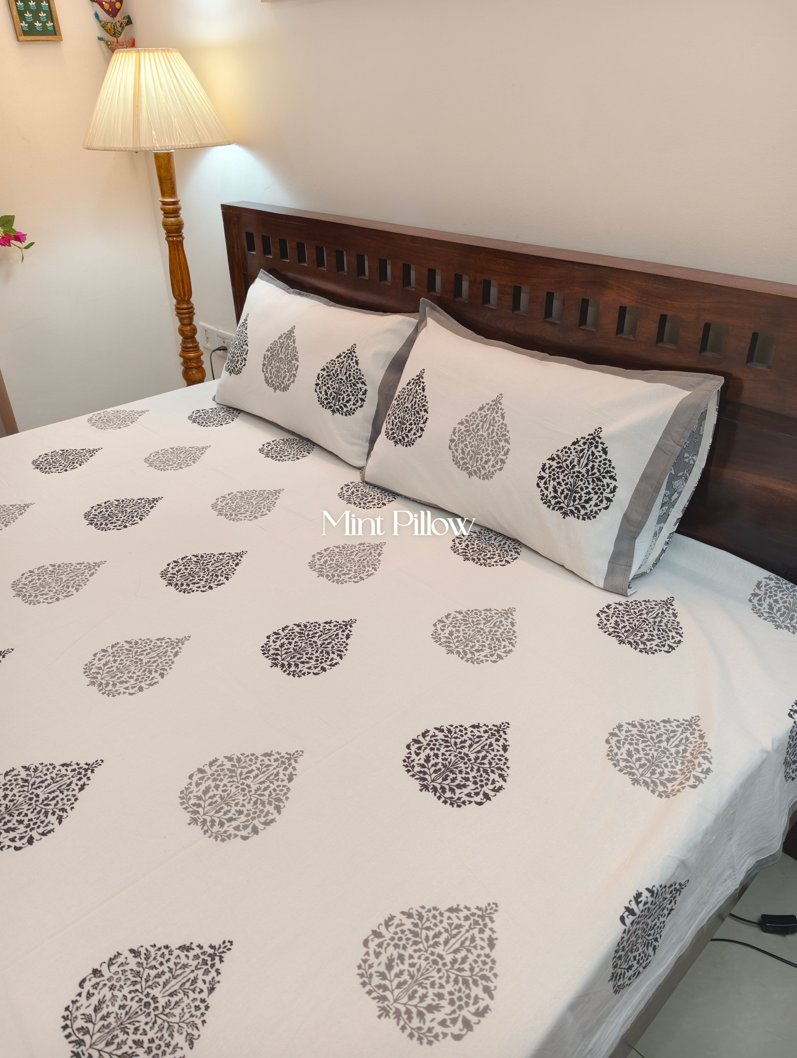 King/Queen Size Regular Bedsheet
