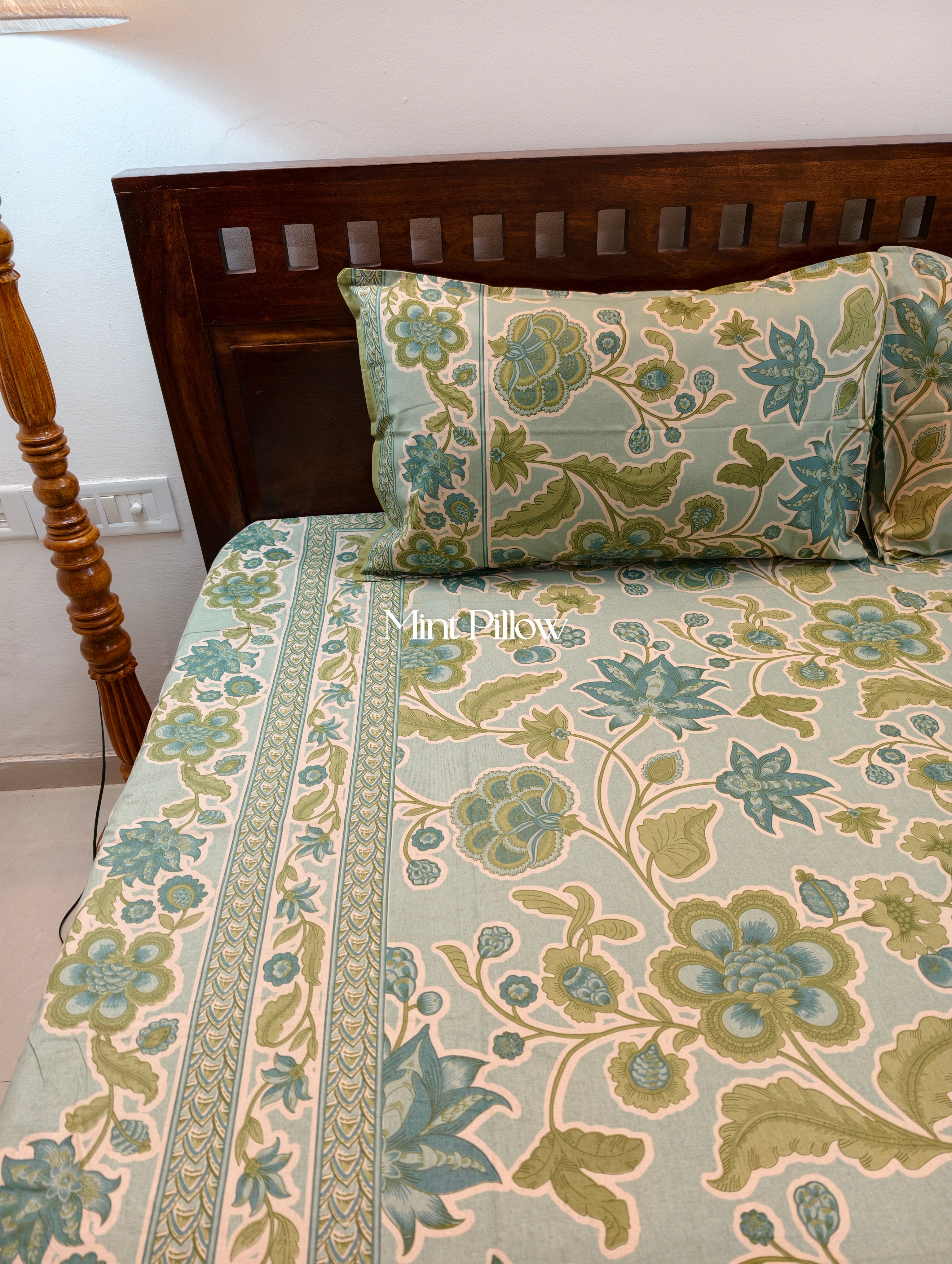 King/Queen Size Regular Bedsheet
