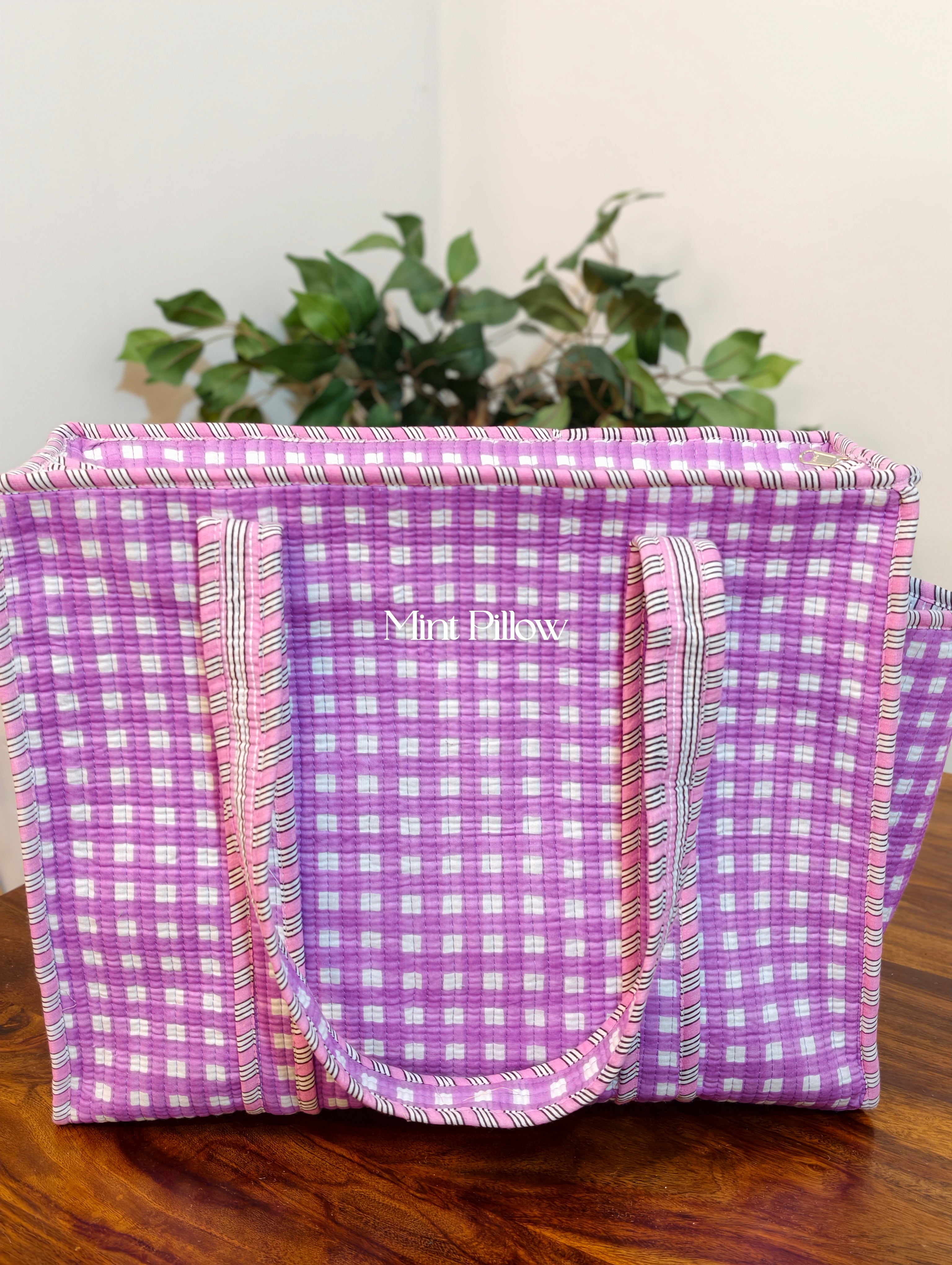 Tote Bag with Side Pocket