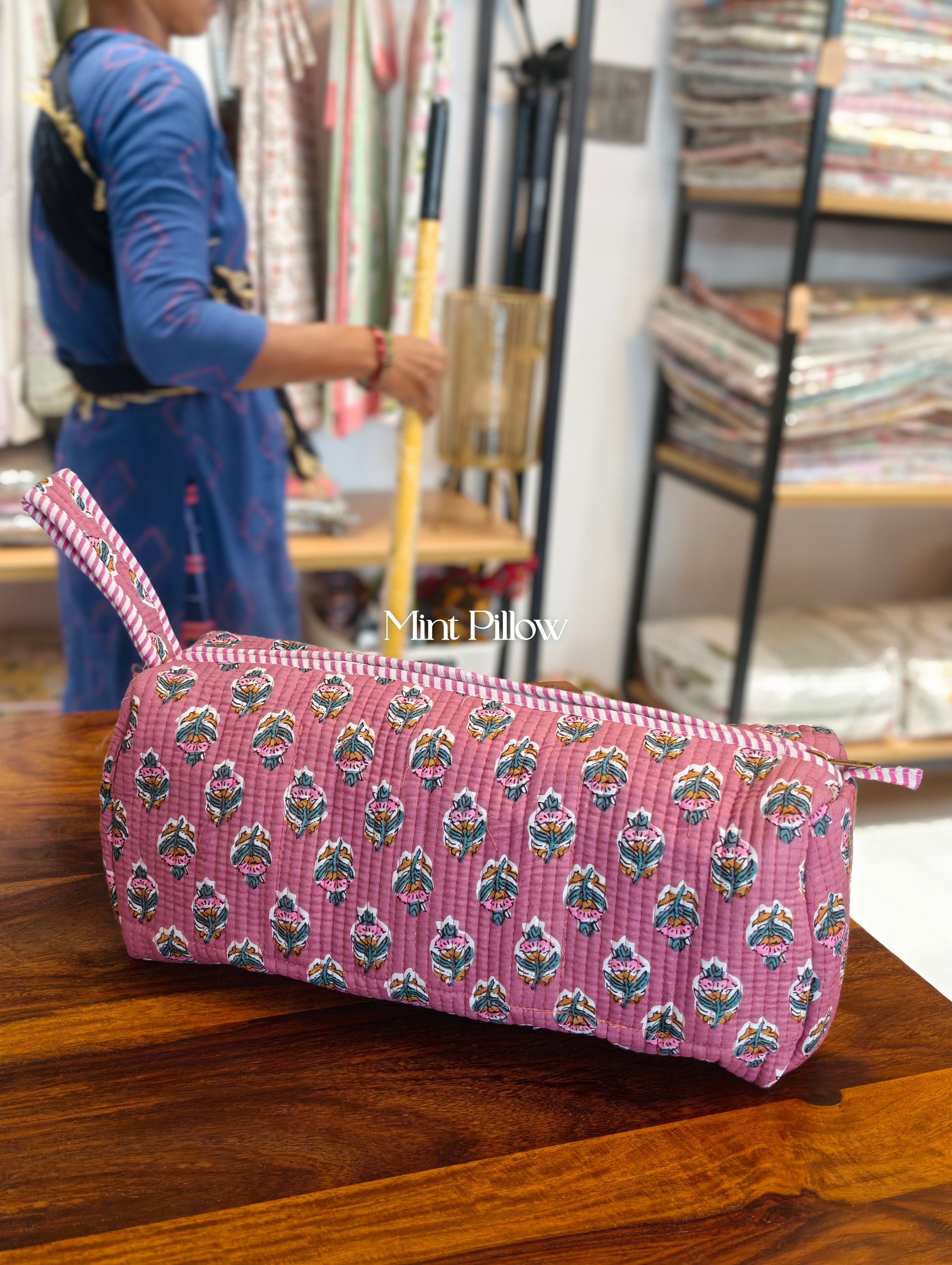 Dyson / Multipurpose Travel Bag
