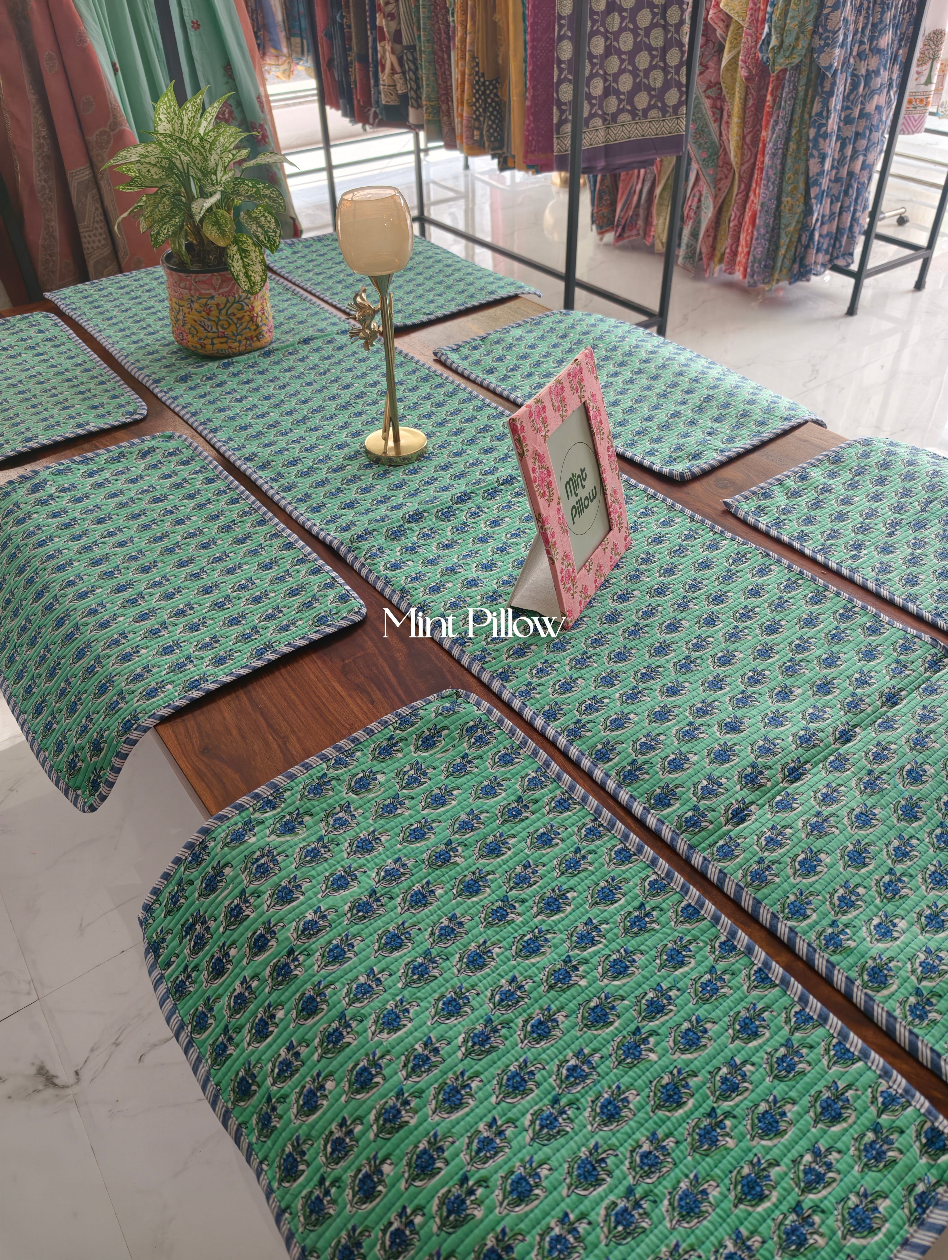 Quilted 6-Seater Runner & Mat Set
