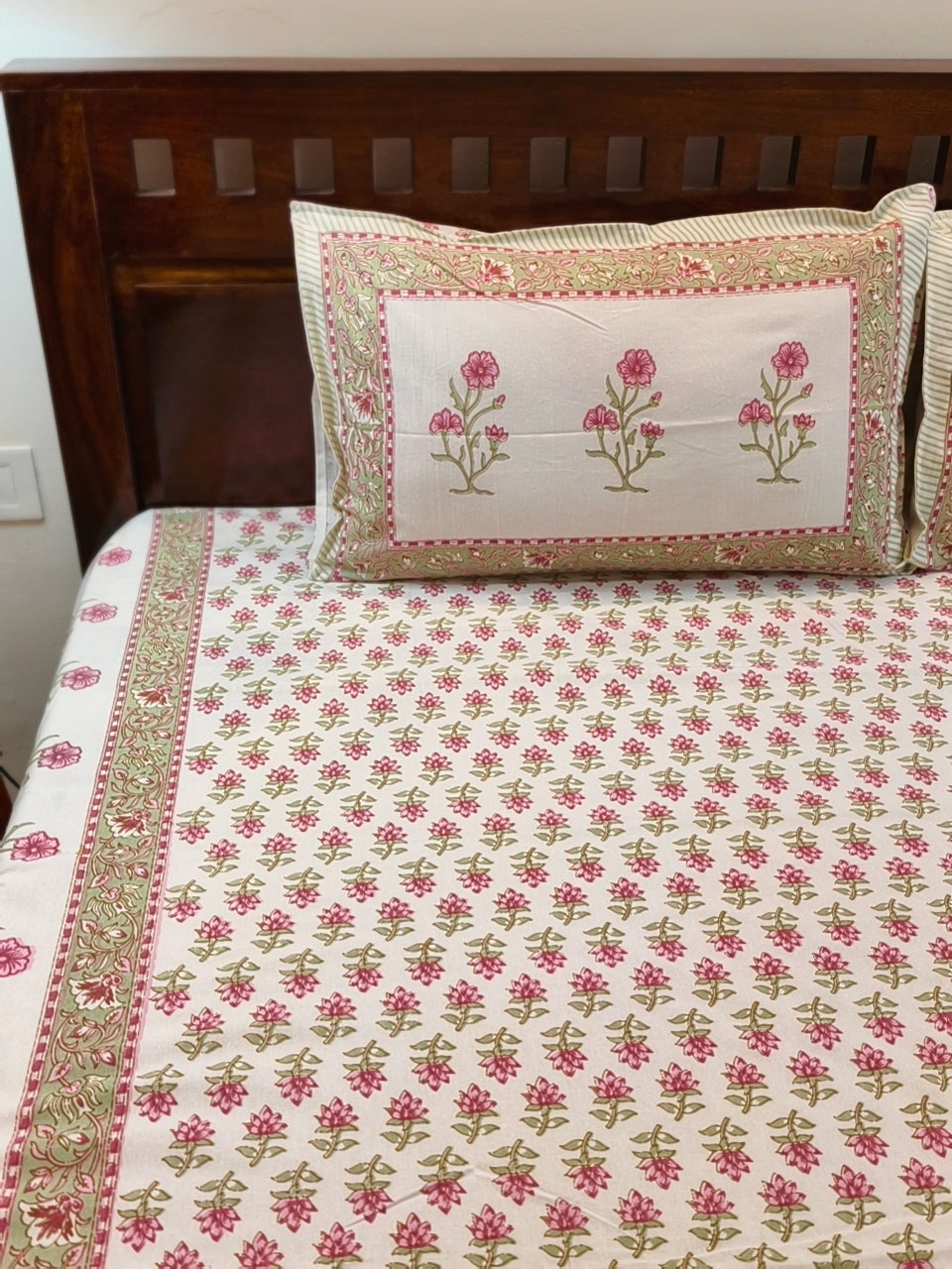 King/Queen Size Regular Bedsheet