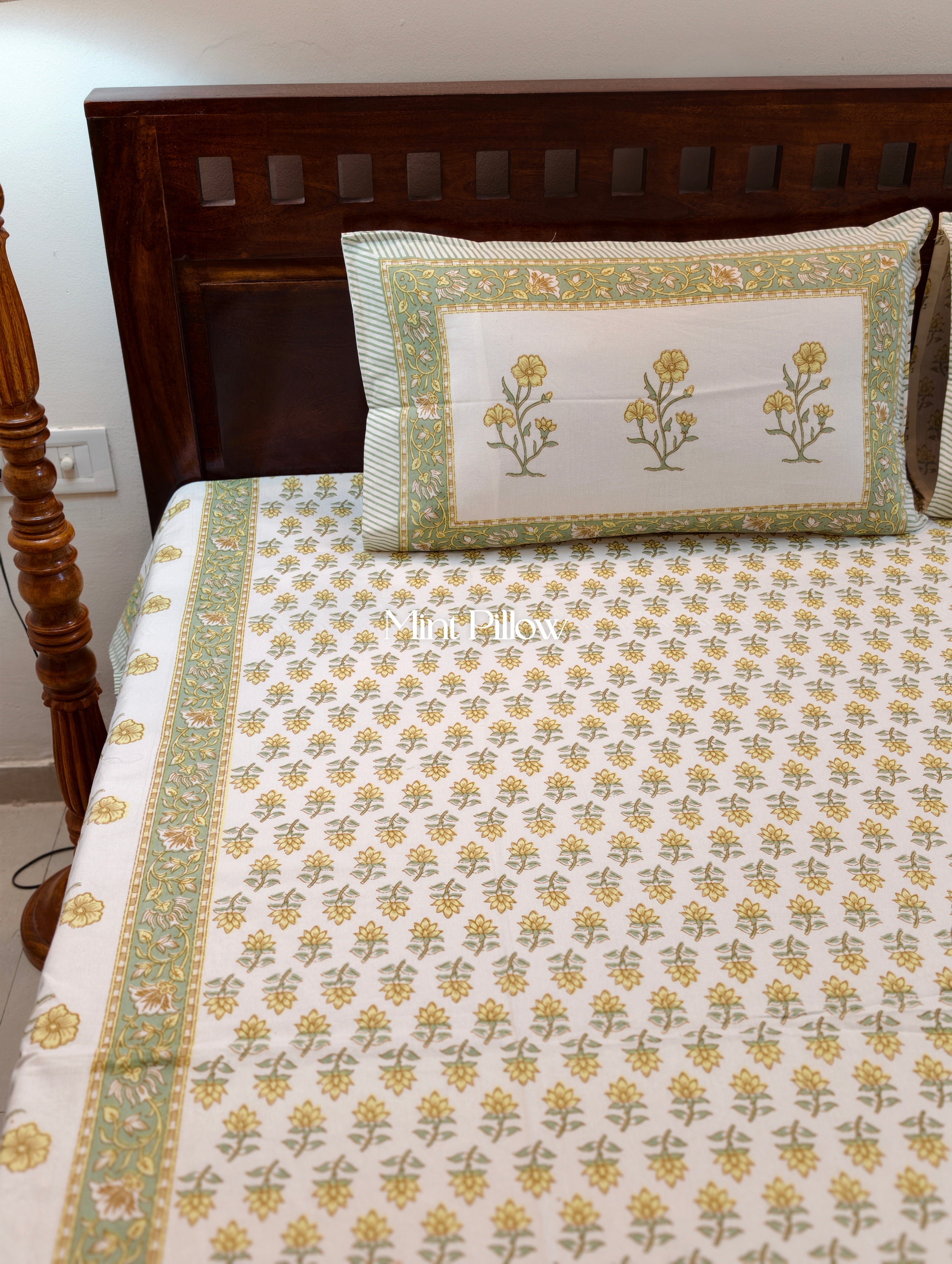 King/Queen Size Regular Bedsheet