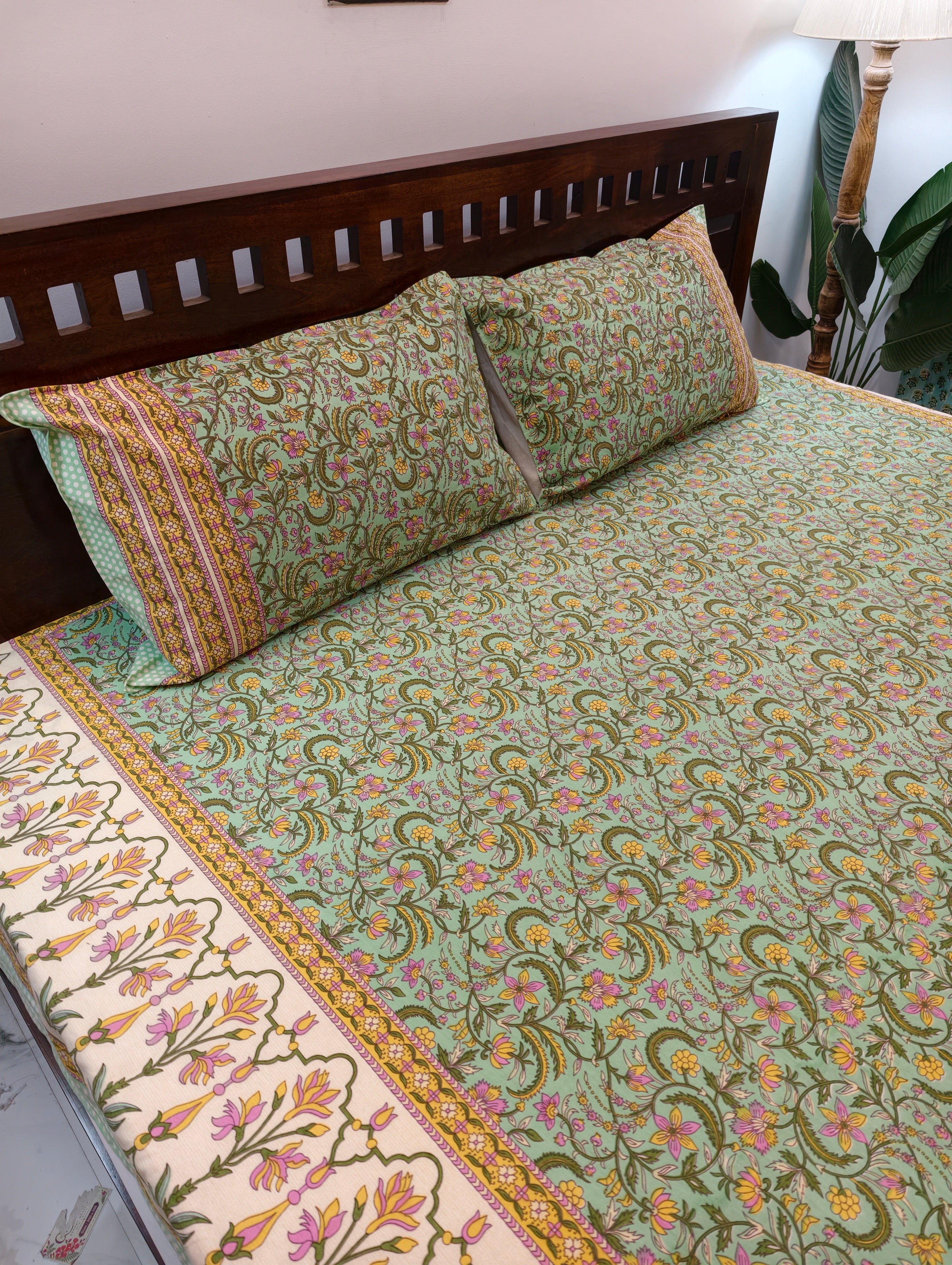 King/Queen Size Regular Bedsheet