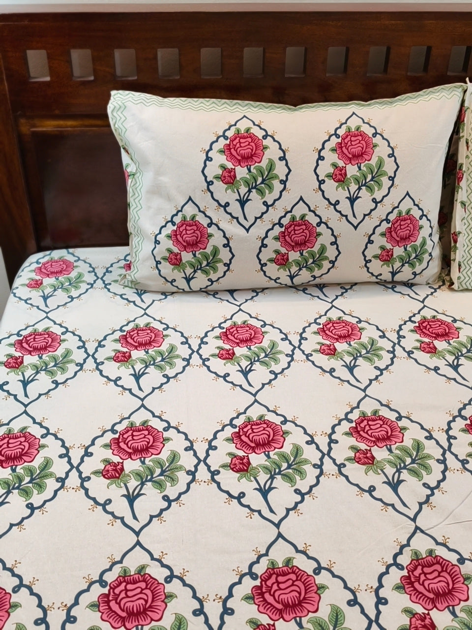 King/Queen Size Regular Bedsheet