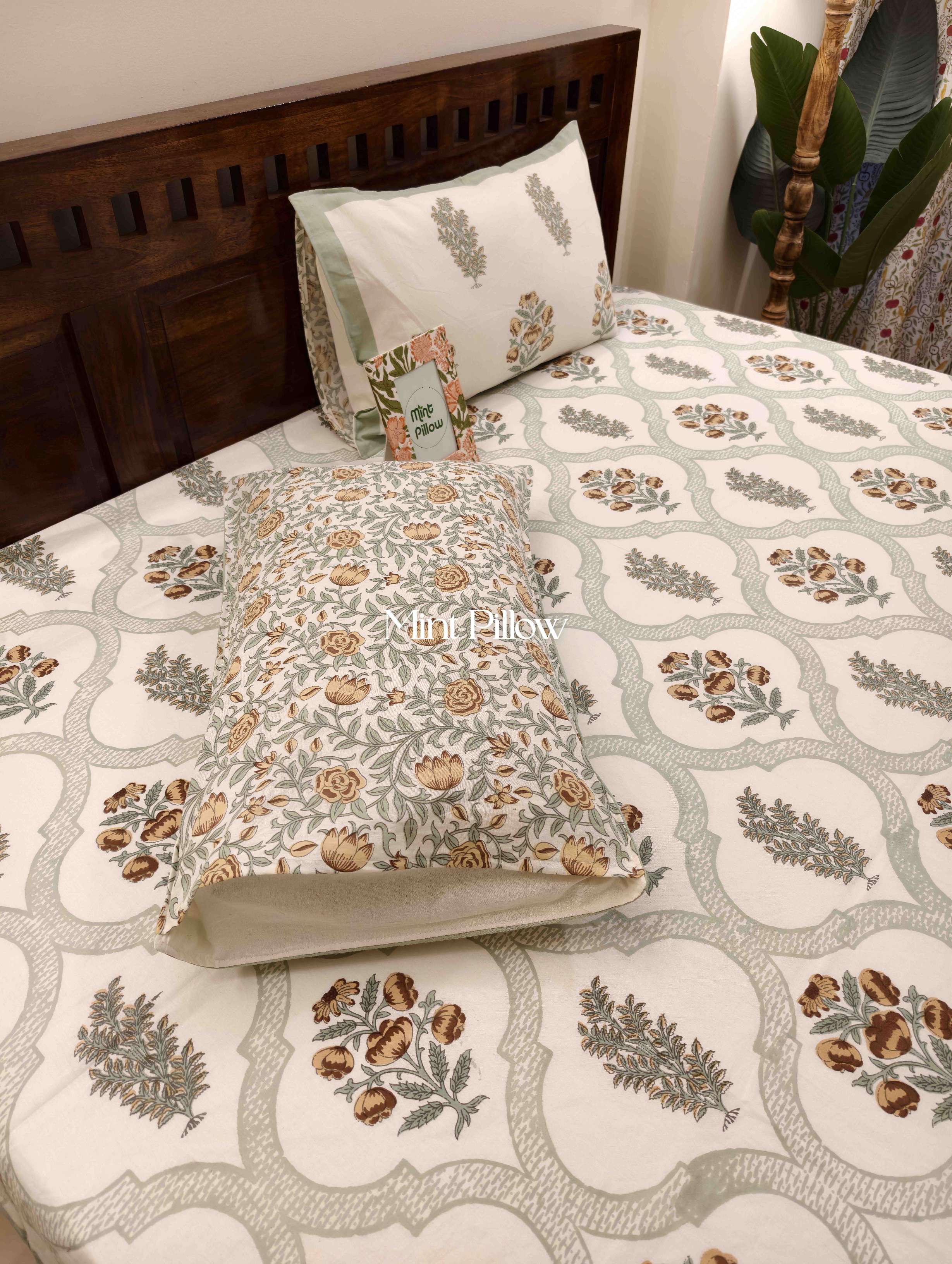 King/Queen Size Regular Bedsheet