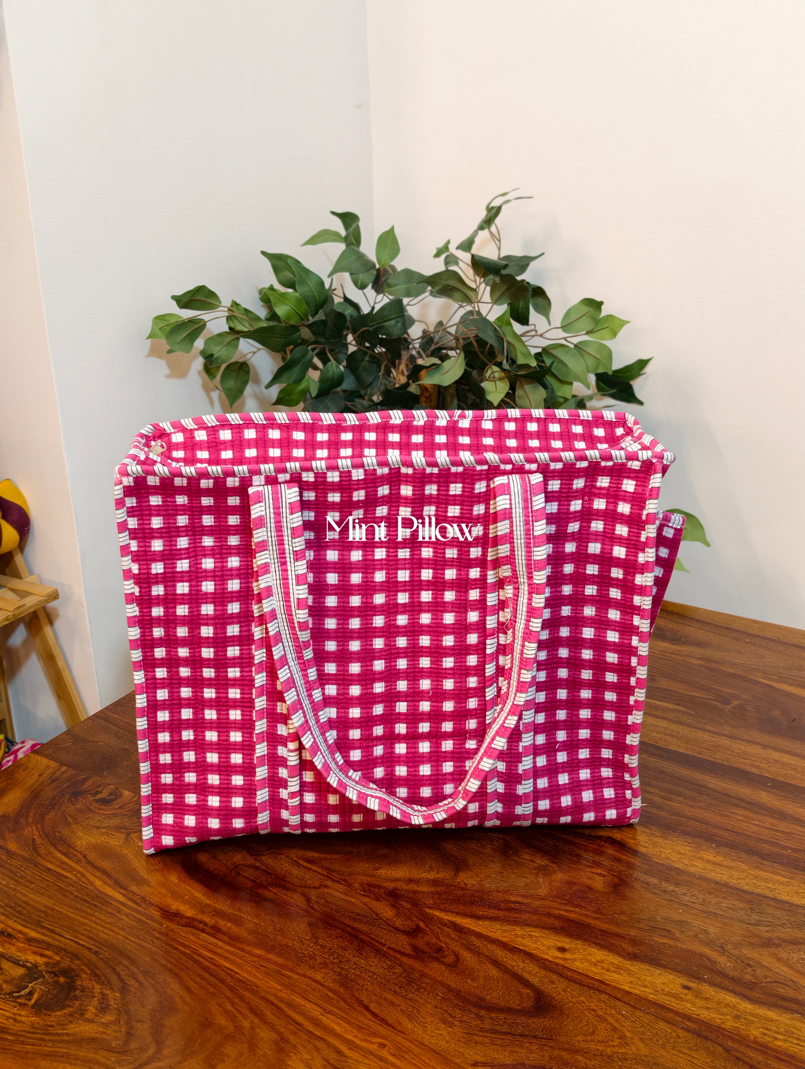 Tote Bag with Side Pocket