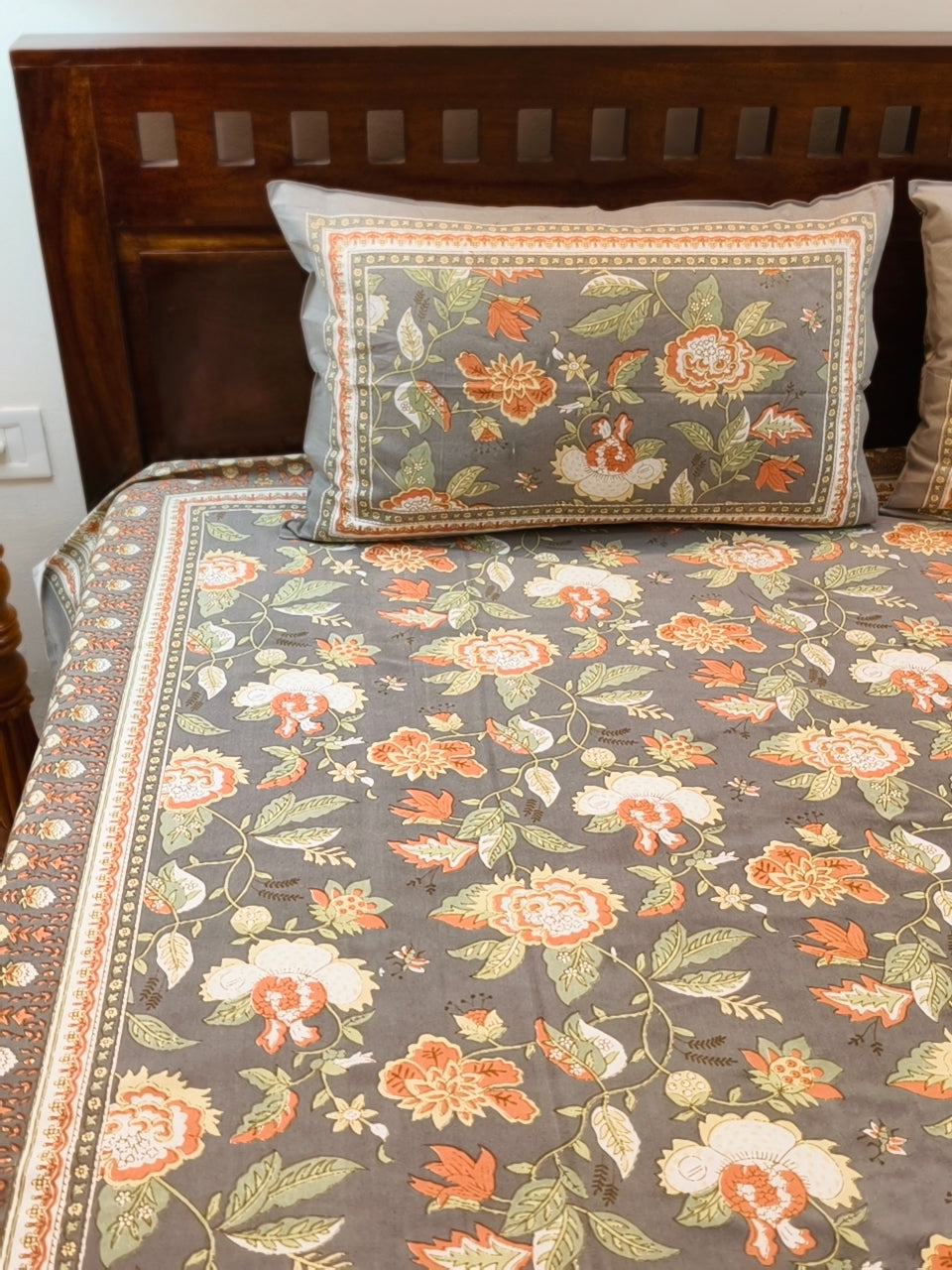 King/Queen Size Regular Bedsheet