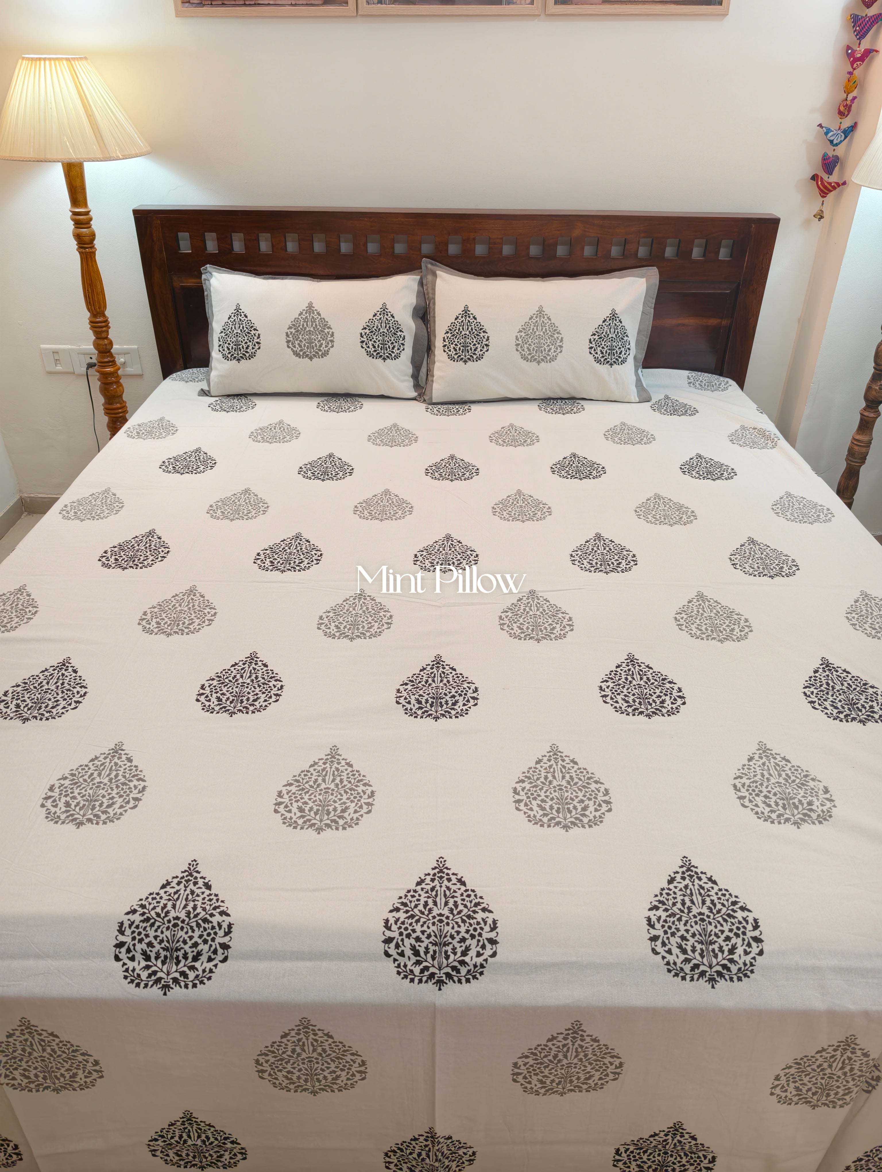 King/Queen Size Regular Bedsheet