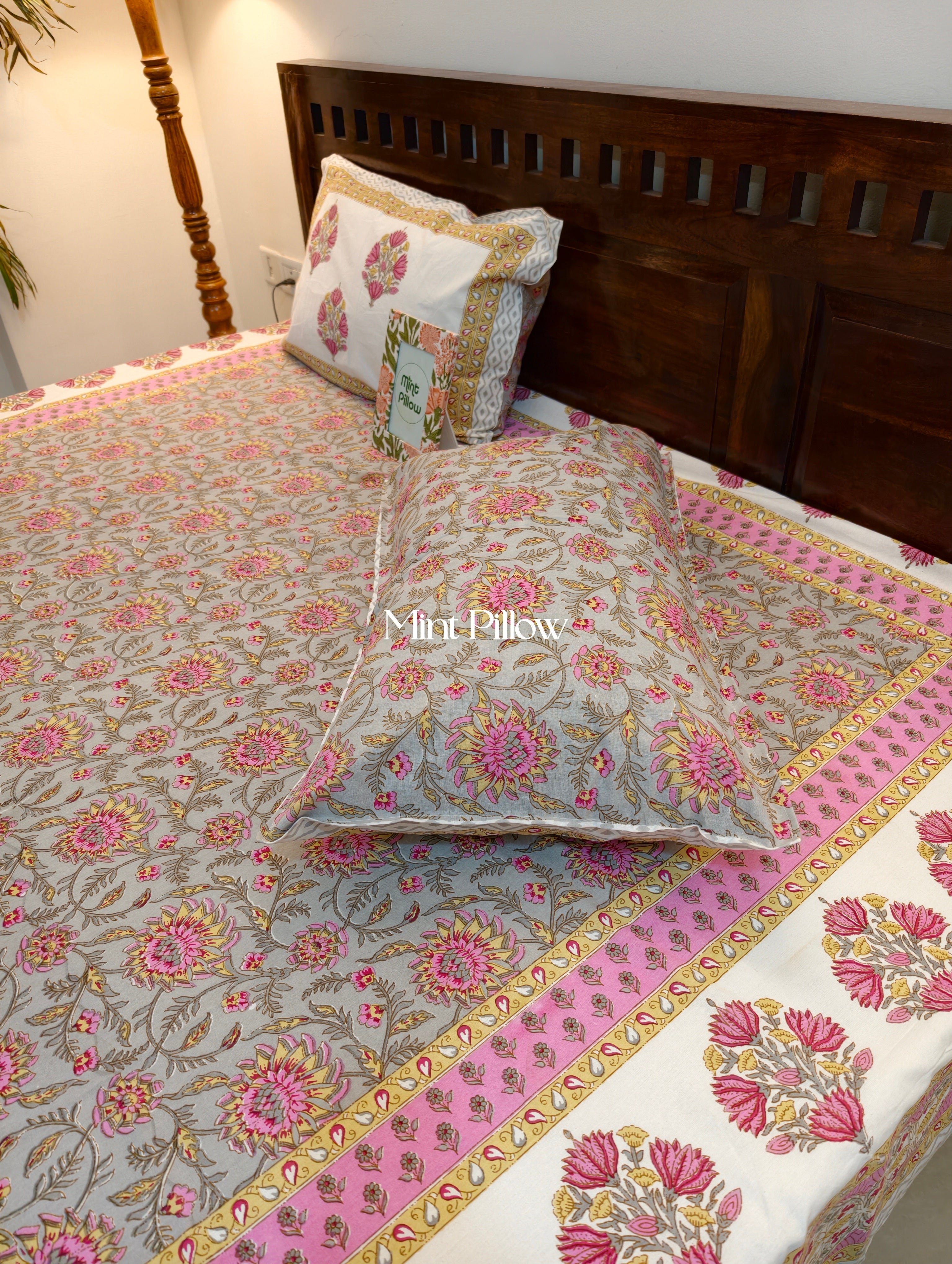 King/Queen Size Regular Bedsheet