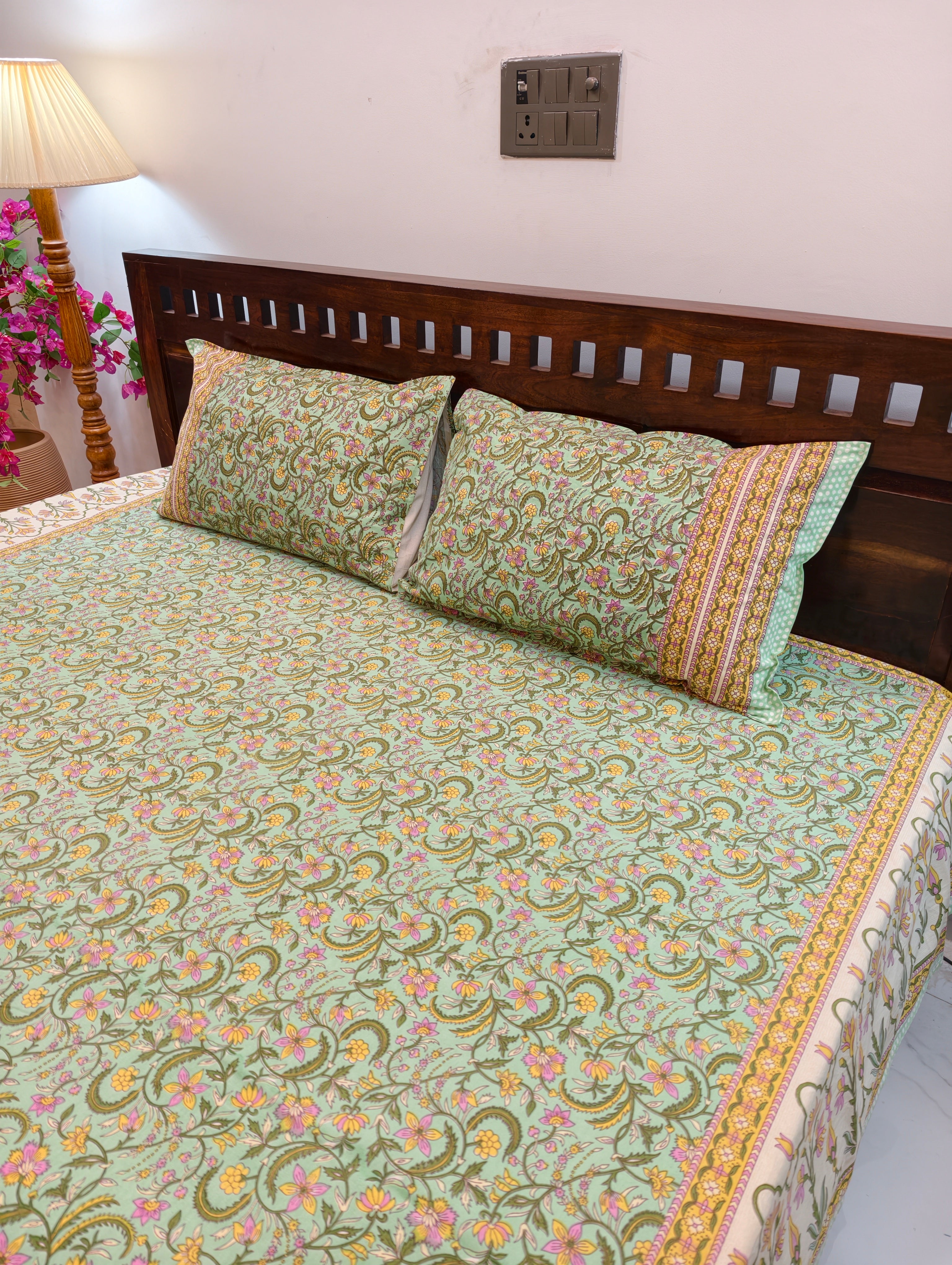 King/Queen Size Regular Bedsheet