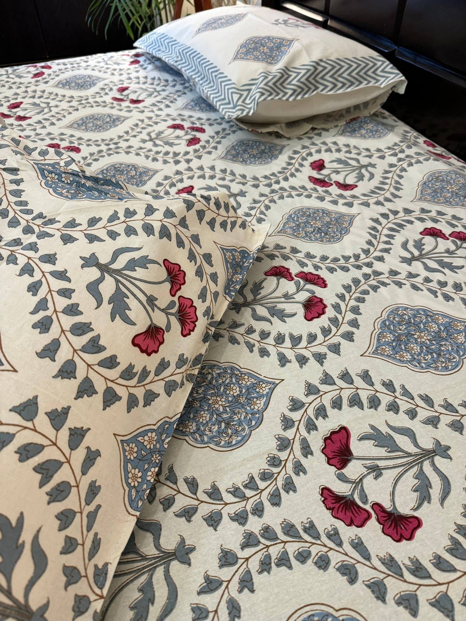 King/Queen Size Regular Bedsheet
