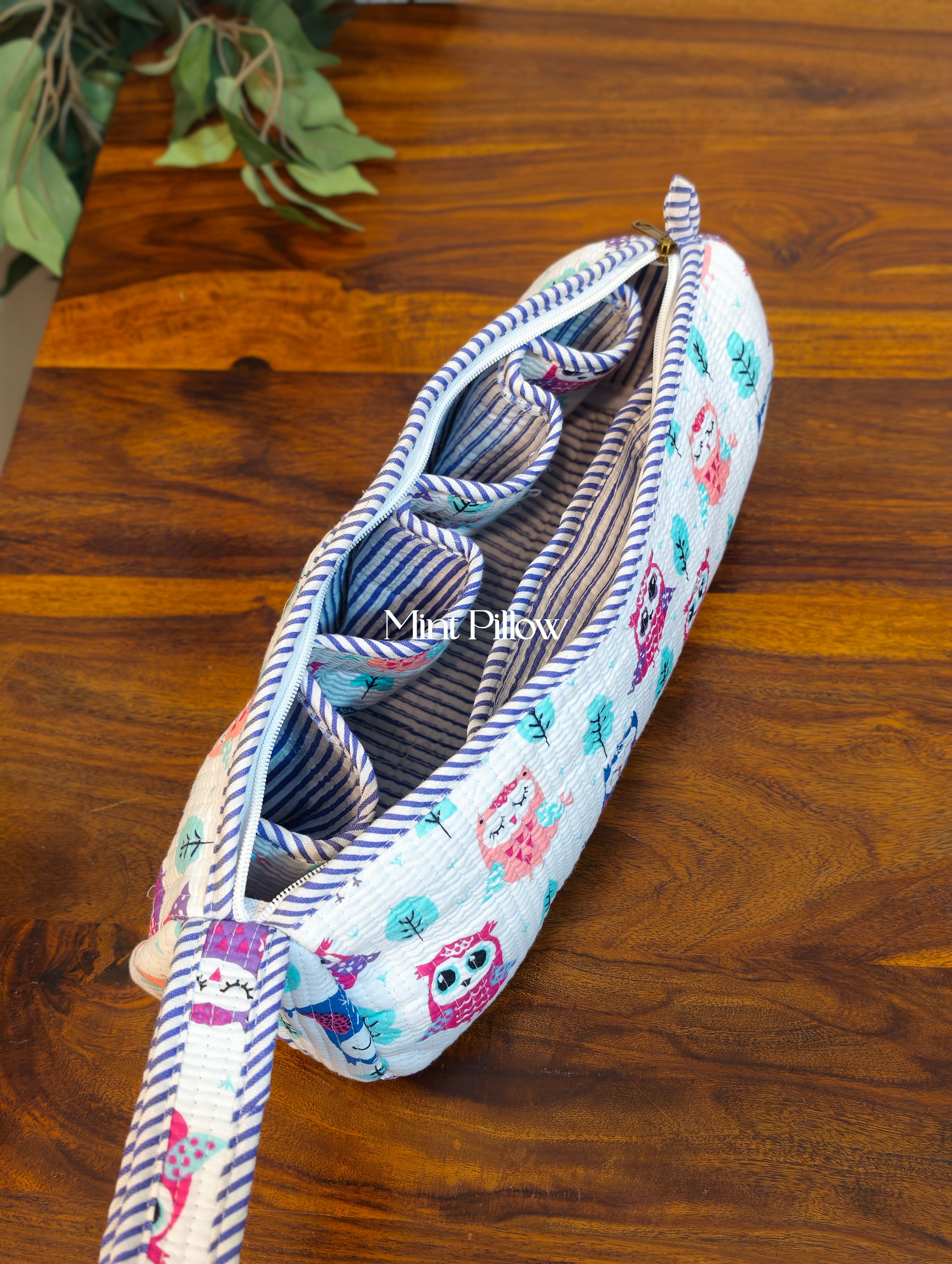 Dyson / Multipurpose Travel Bag