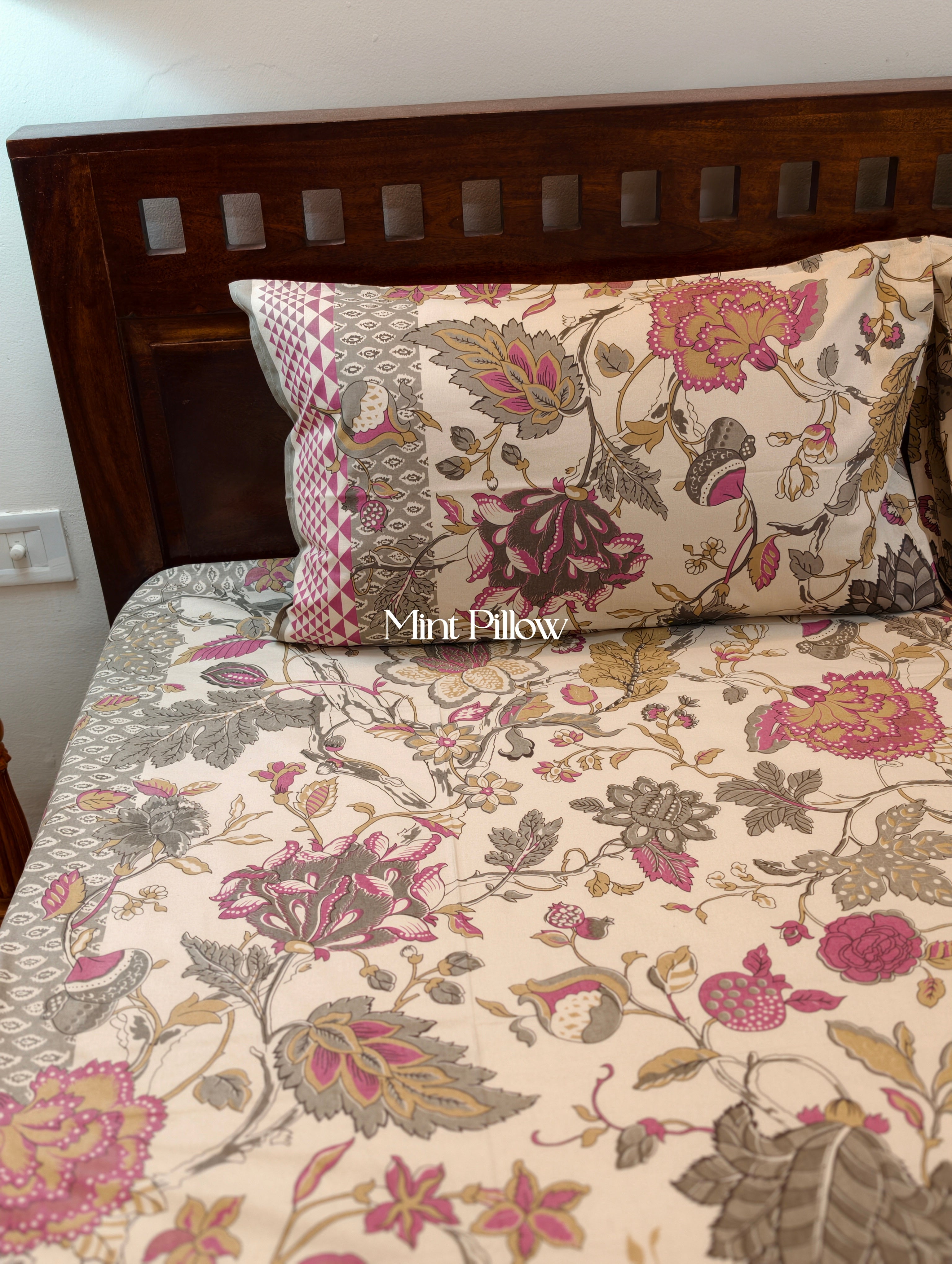 King/Queen Size Regular Bedsheet