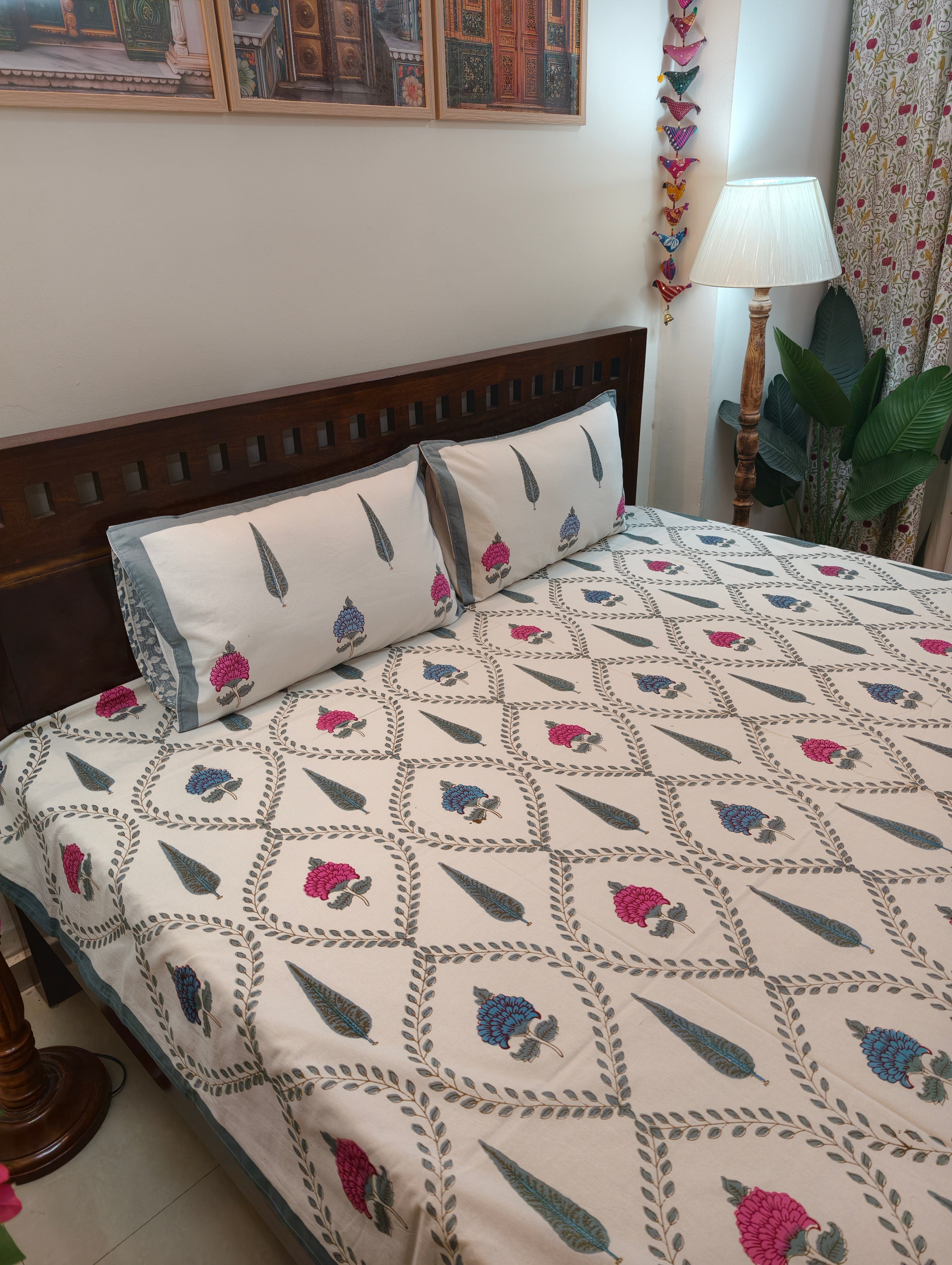 King/Queen Size Regular Bedsheet