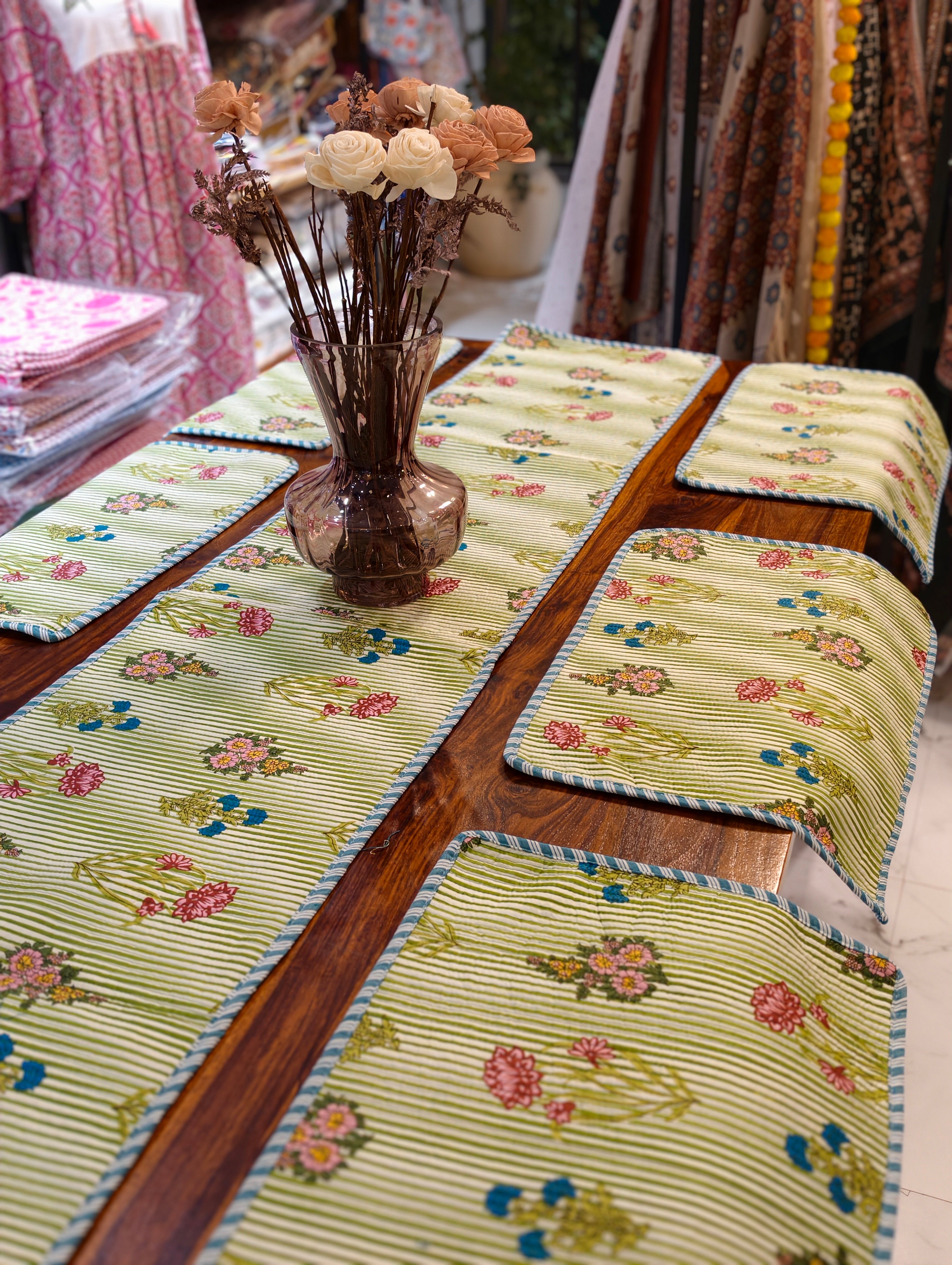 Quilted 6-Seater Runner & Mat Set