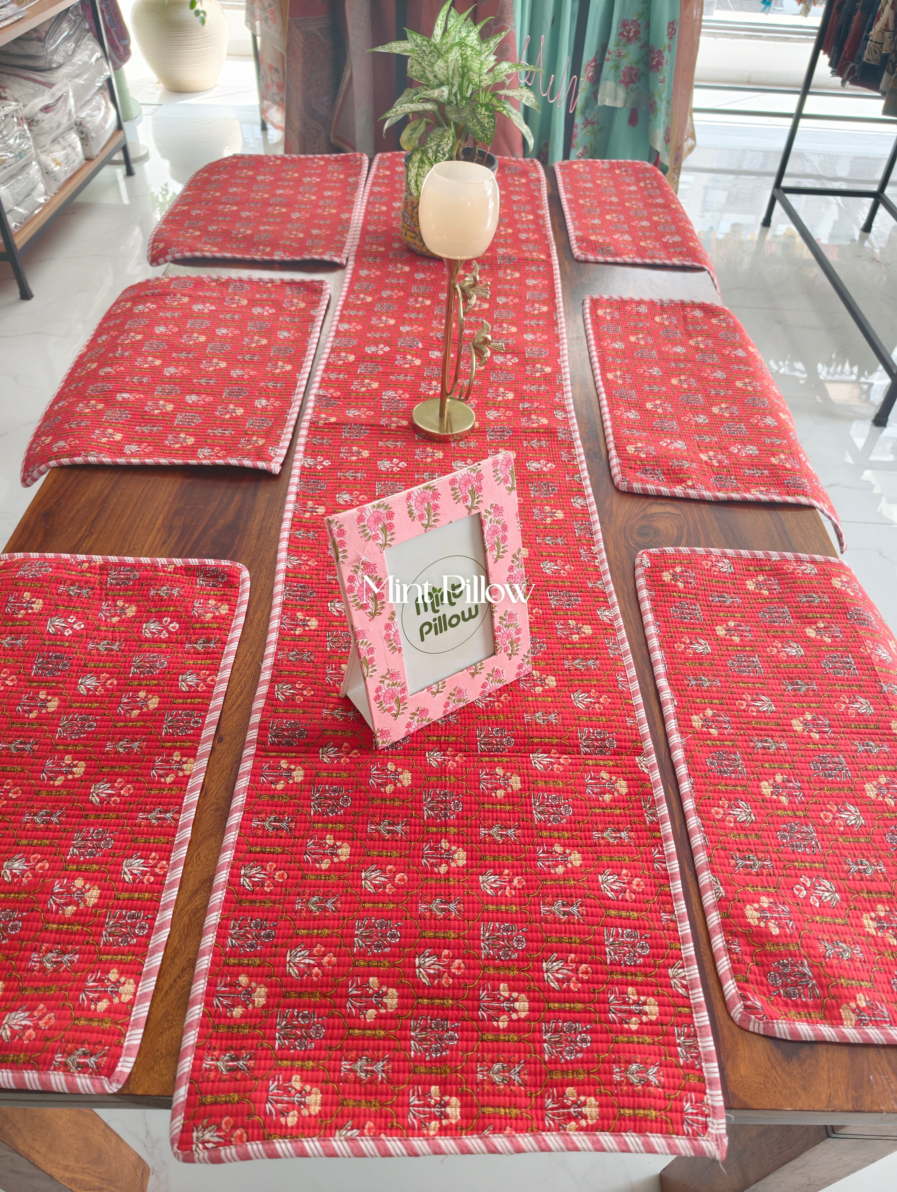 Quilted 6-Seater Runner & Mat Set