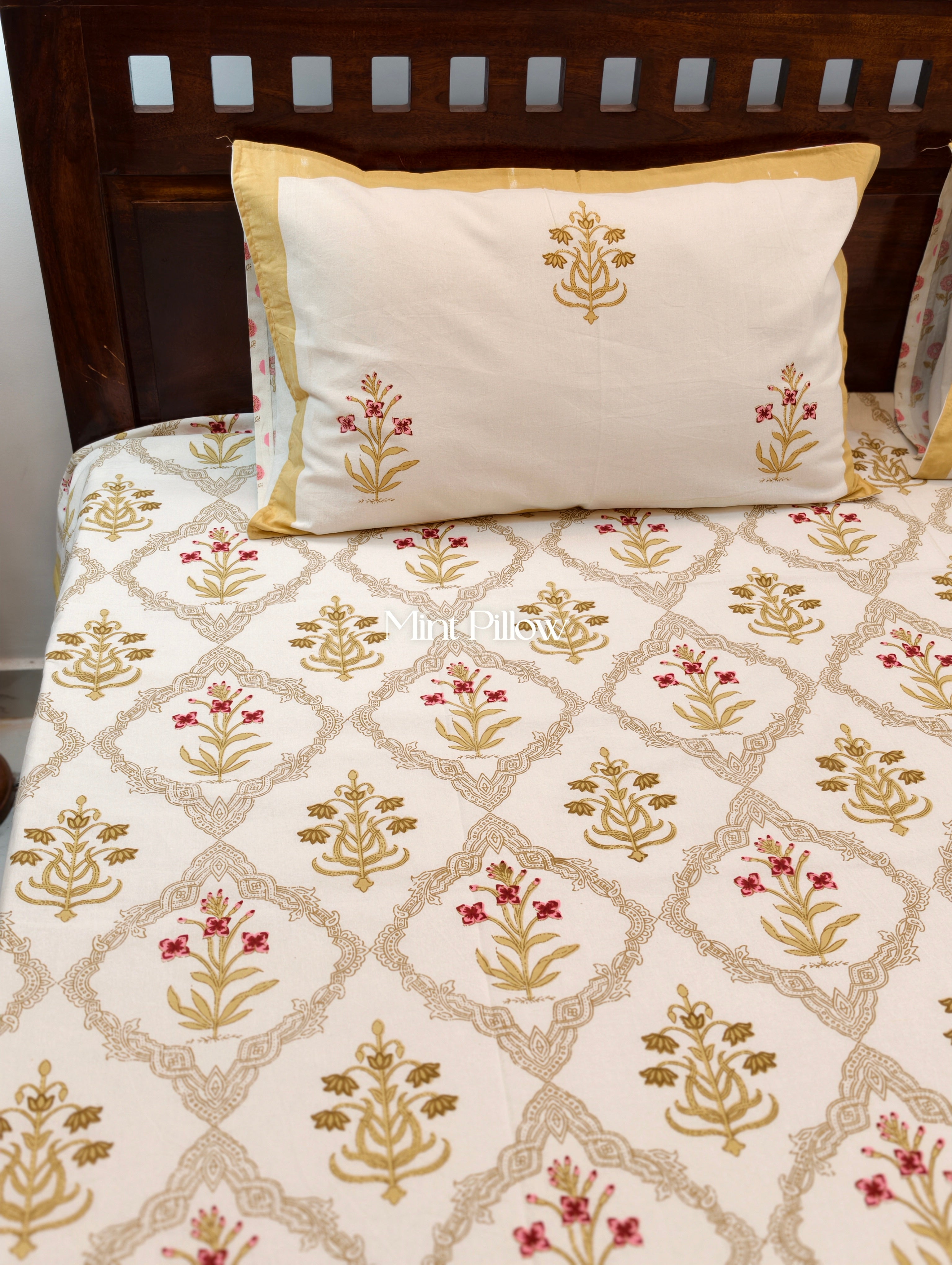 King/Queen Size Regular Bedsheet