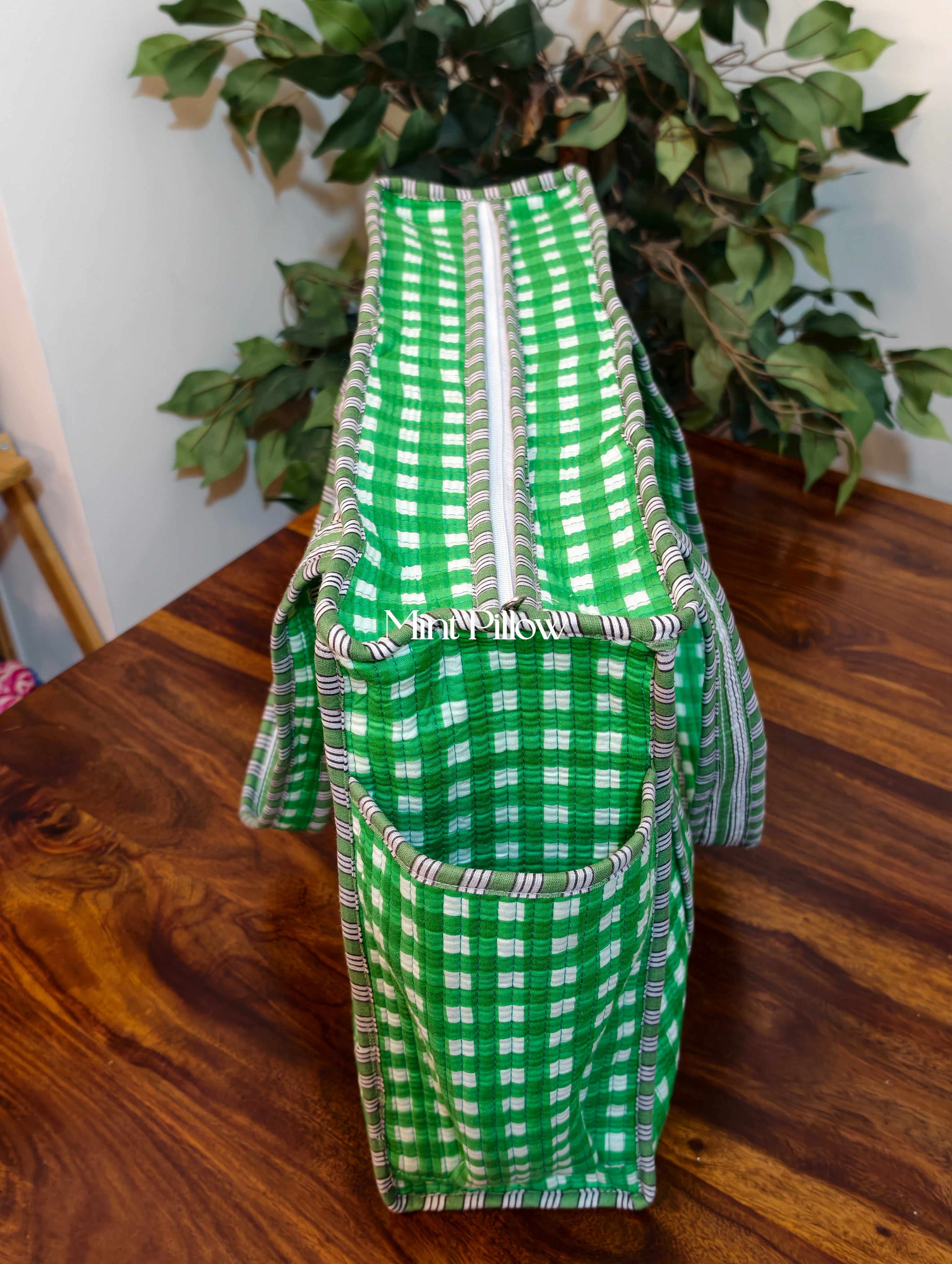 Tote Bag with Side Pocket
