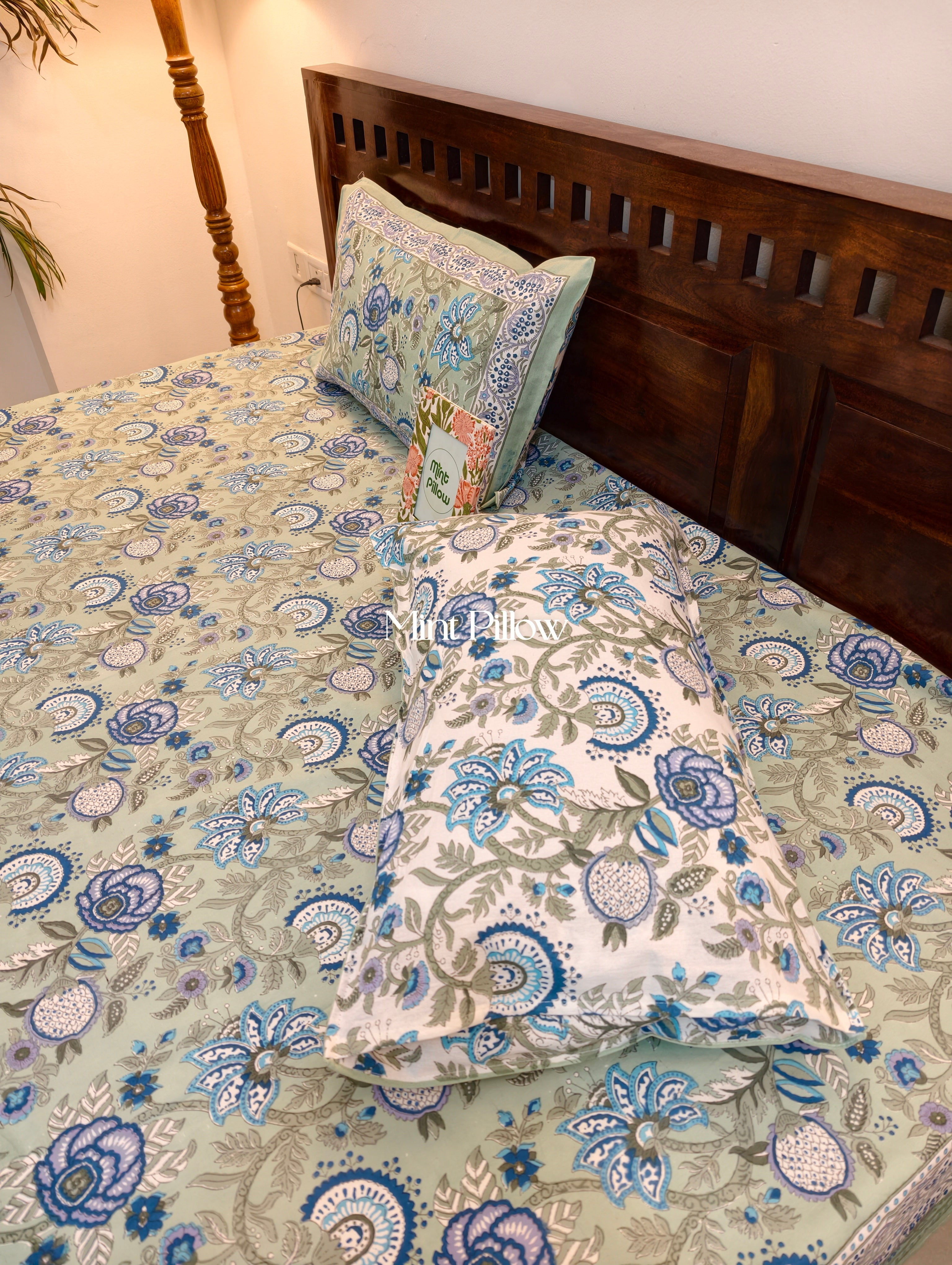King/Queen Size Regular Bedsheet