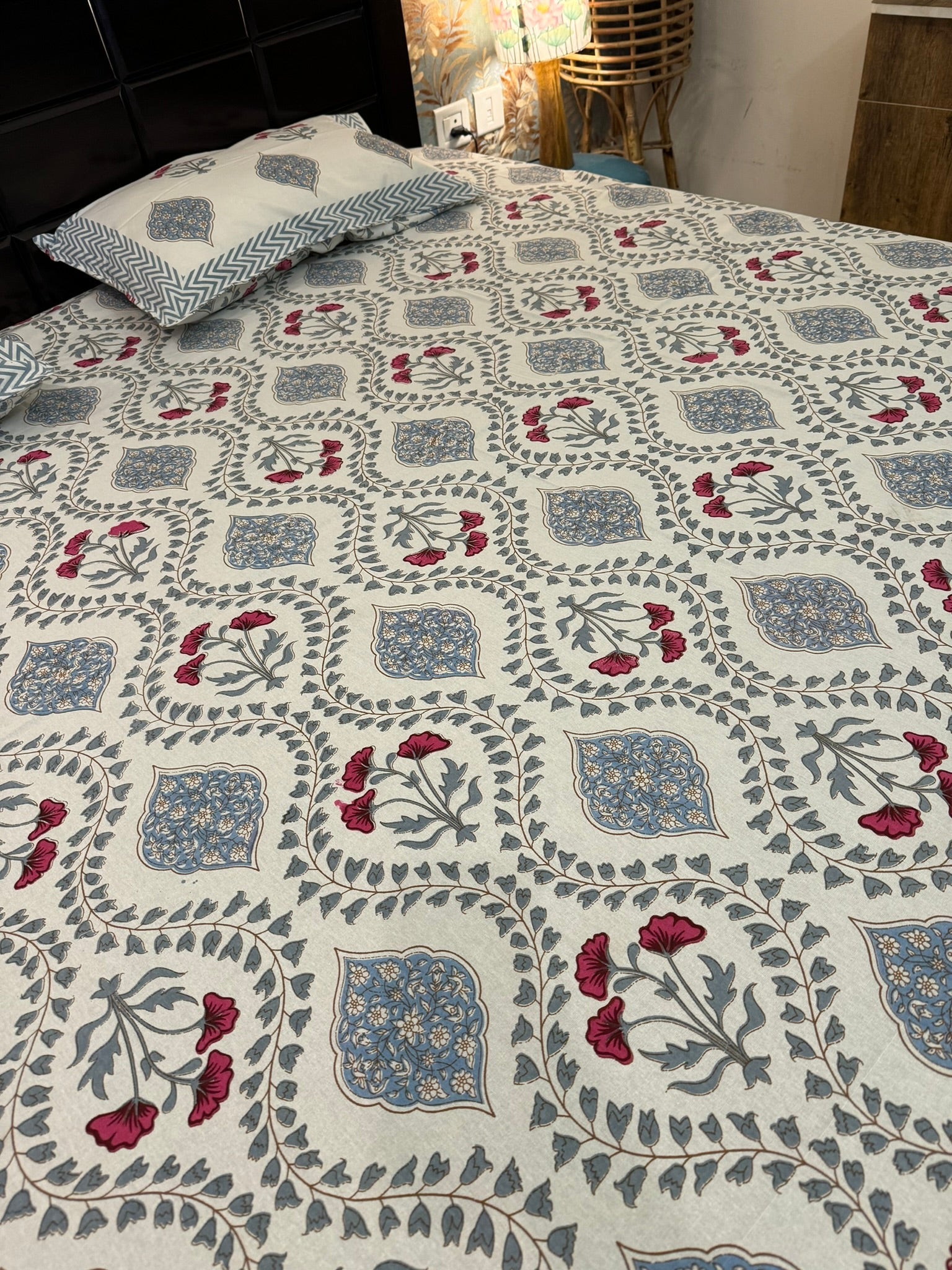 King/Queen Size Regular Bedsheet