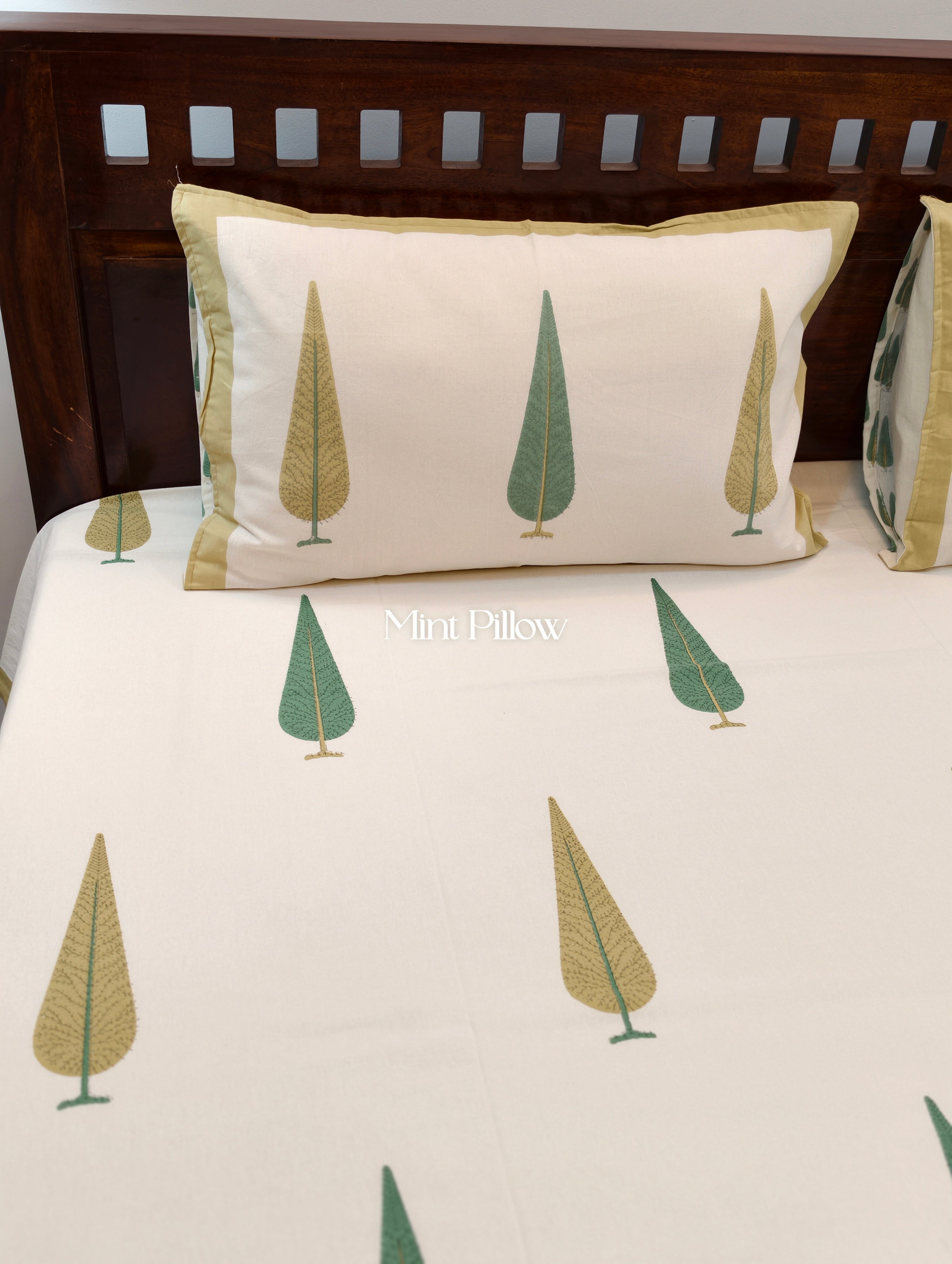 King/Queen Size Regular Bedsheet