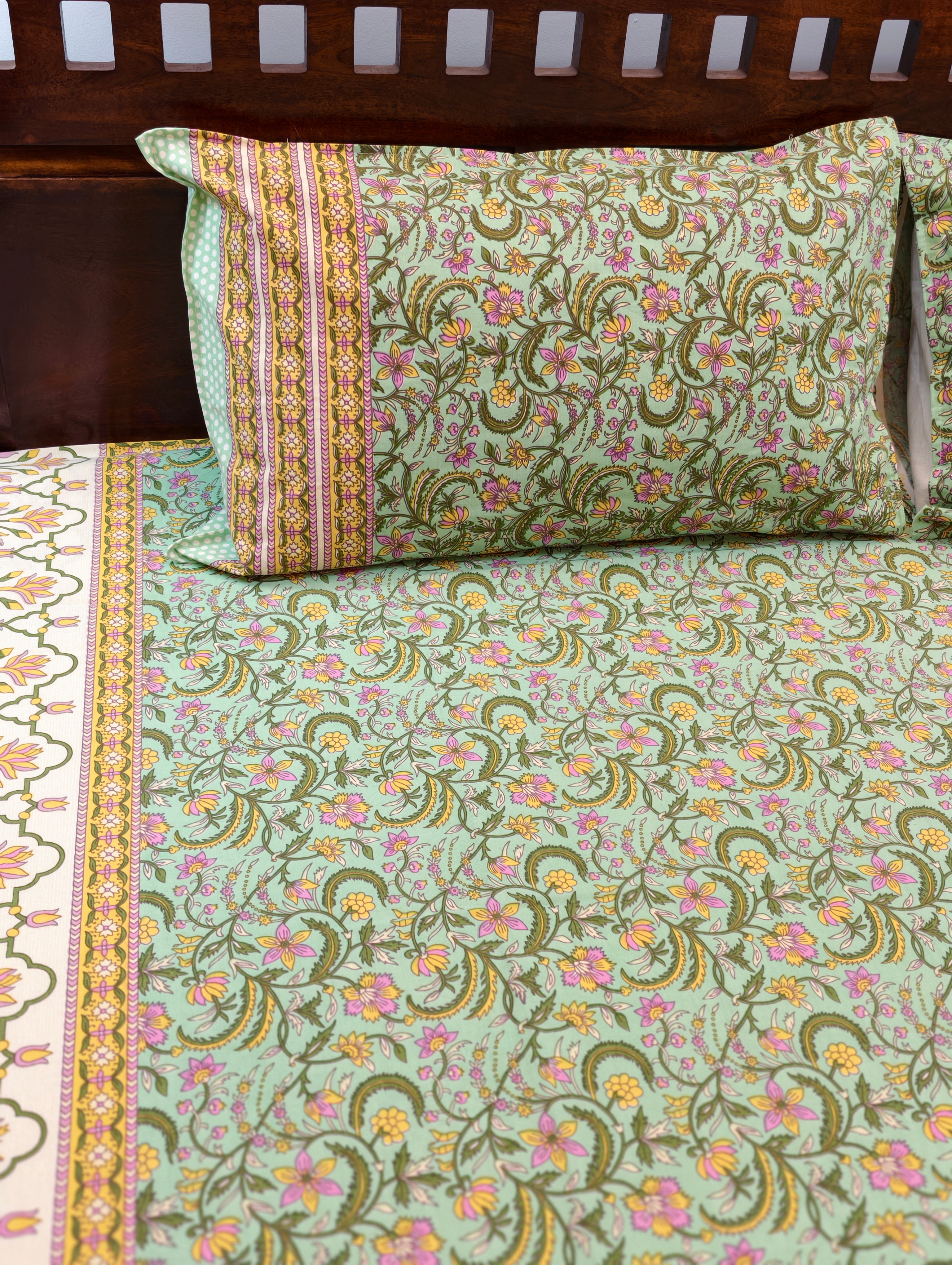 King/Queen Size Regular Bedsheet