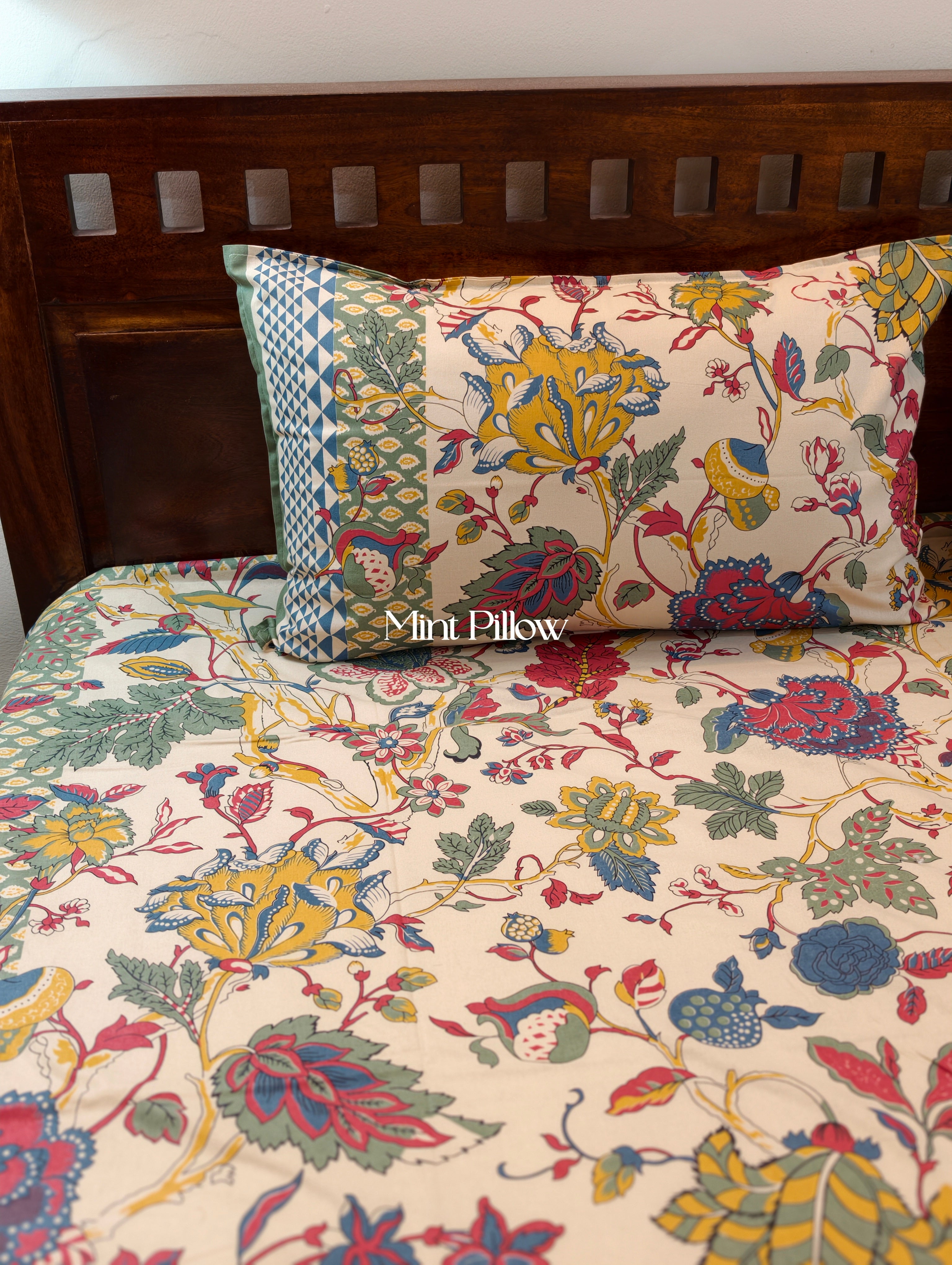 King/Queen Size Regular Bedsheet