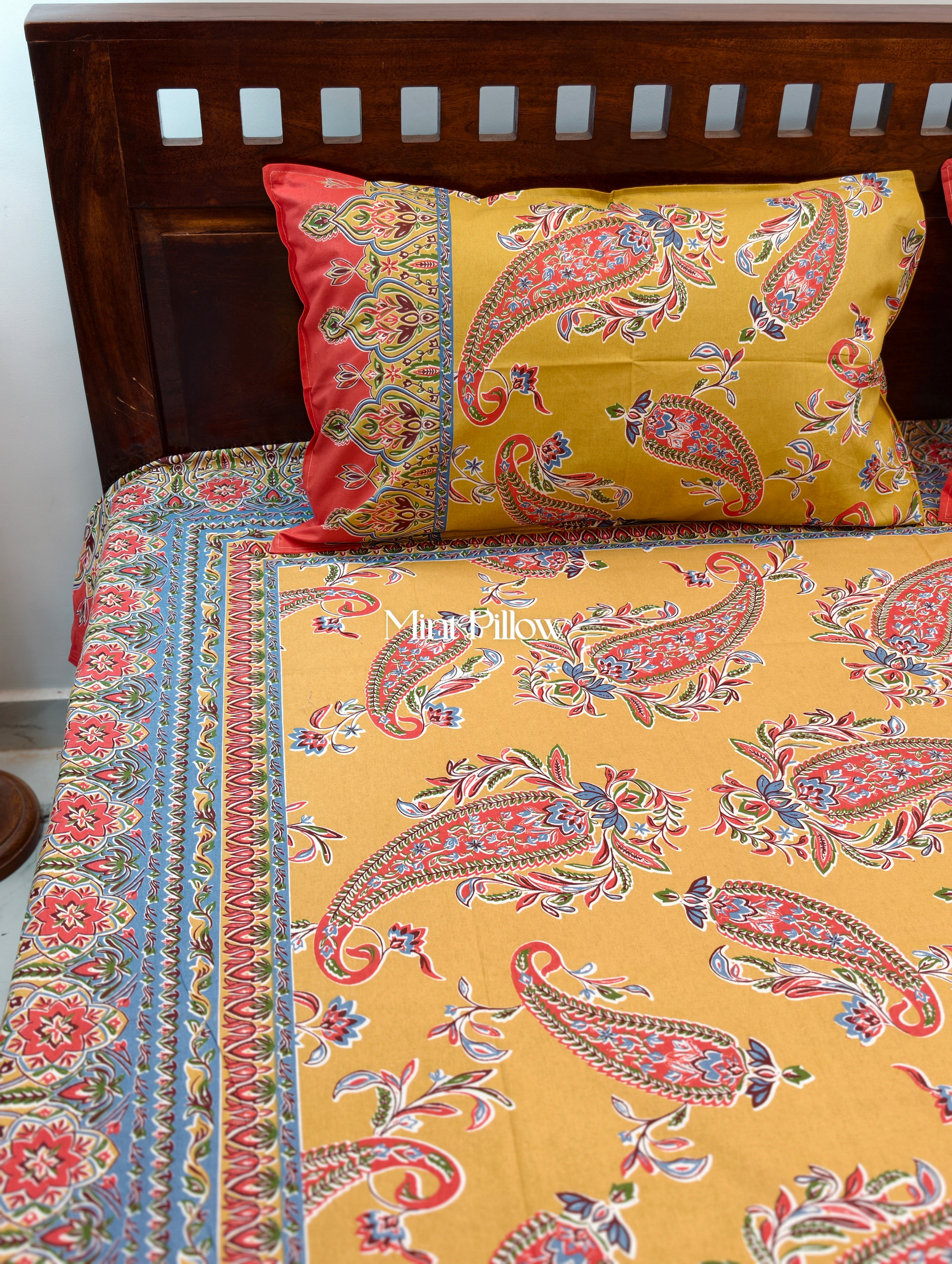 King/Queen Size Regular Bedsheet