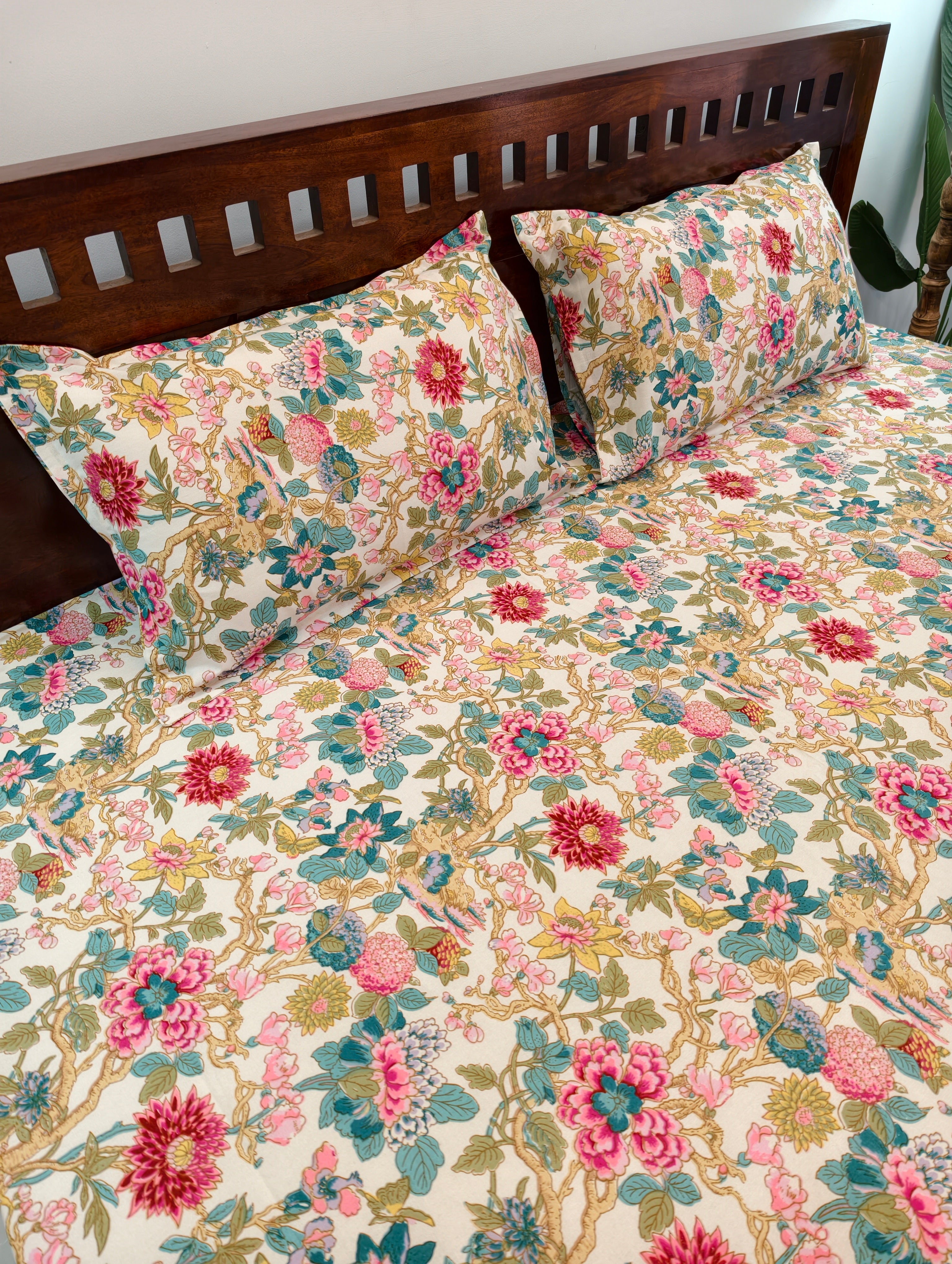 King/Queen Size Regular Bedsheet