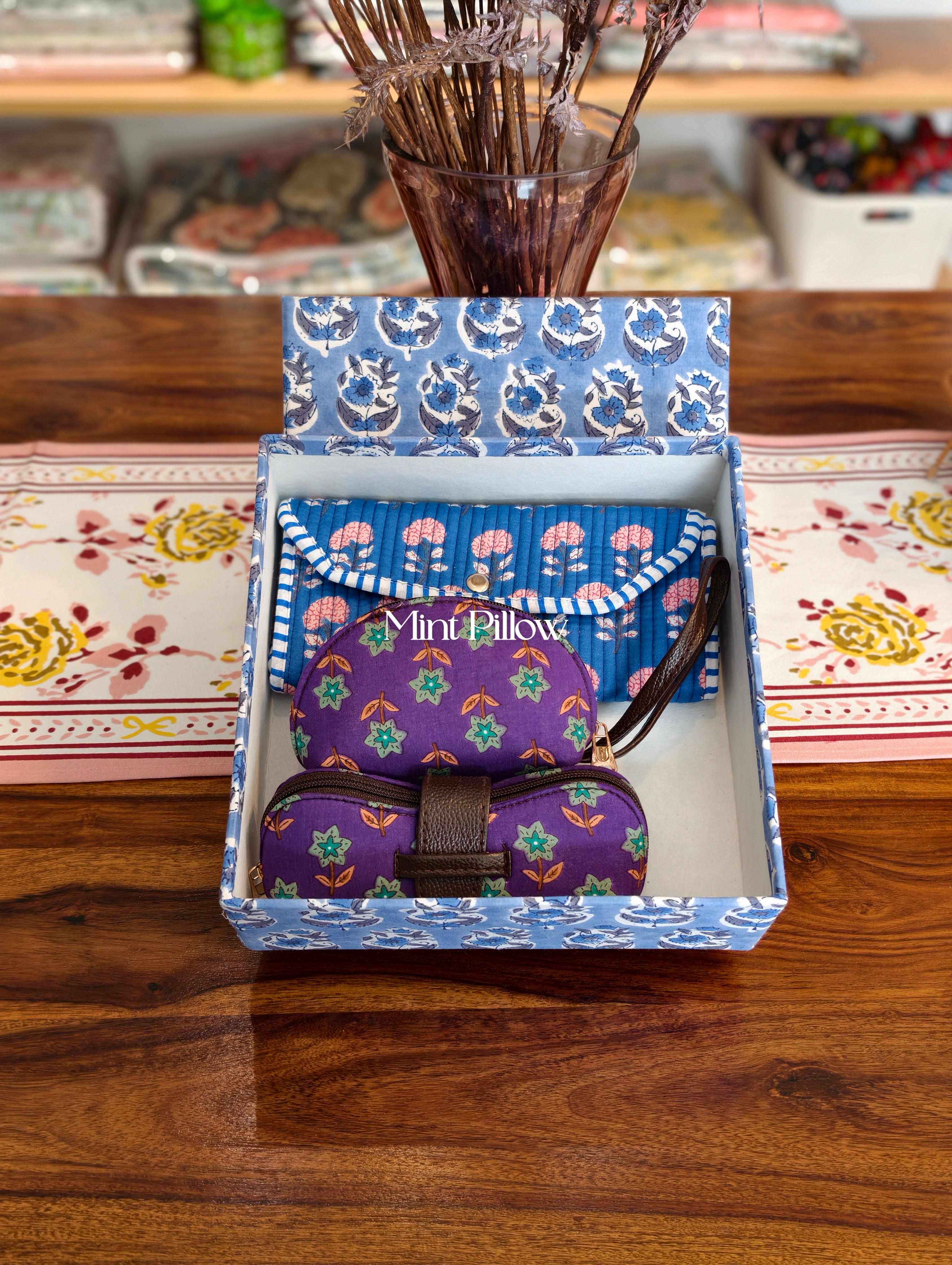 Gift Box - Pouches & Sunglass case