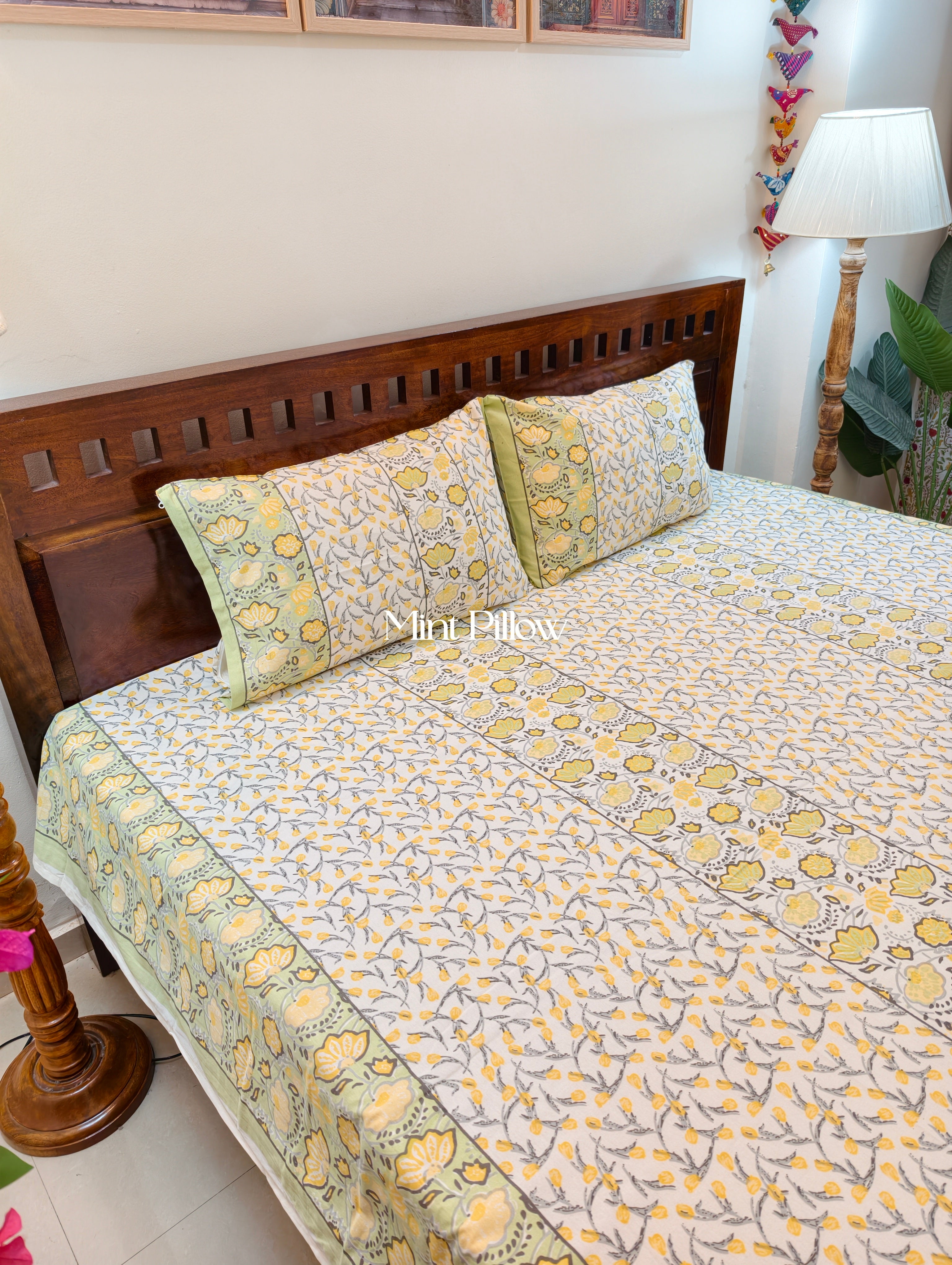 King/Queen Size Regular Bedsheet