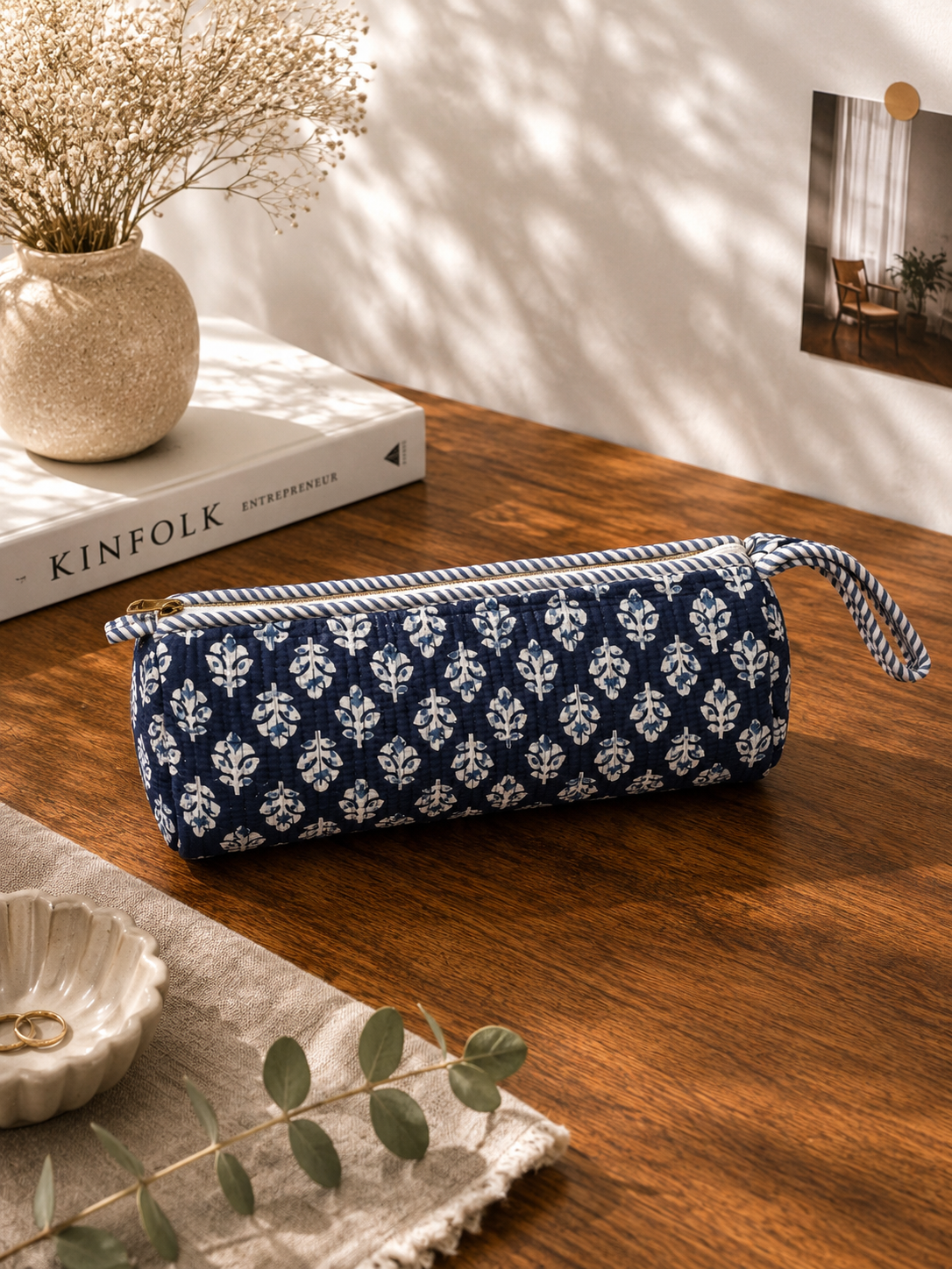 Dyson / Multipurpose Travel Bag